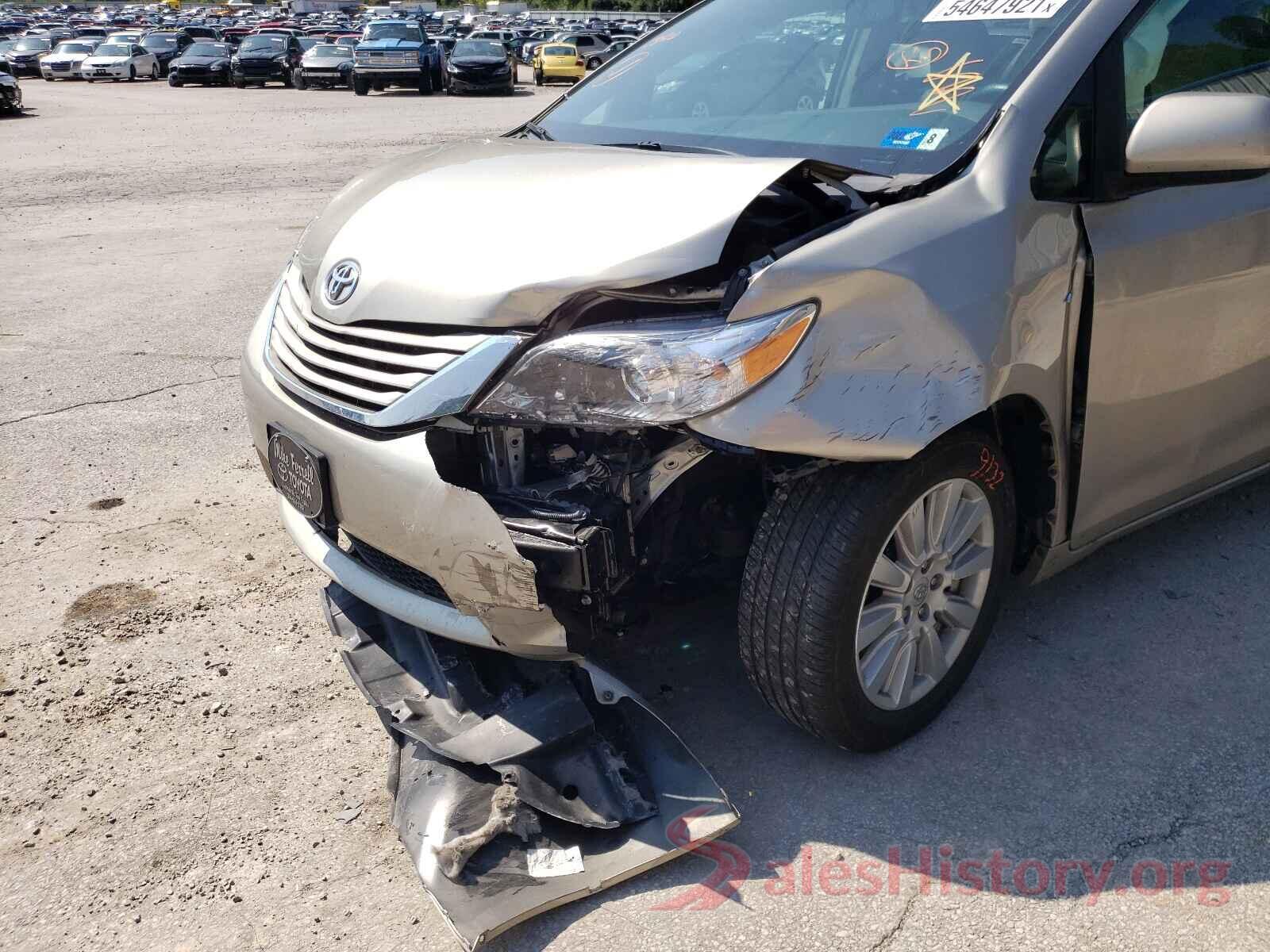 5TDJZ3DC2HS176041 2017 TOYOTA SIENNA