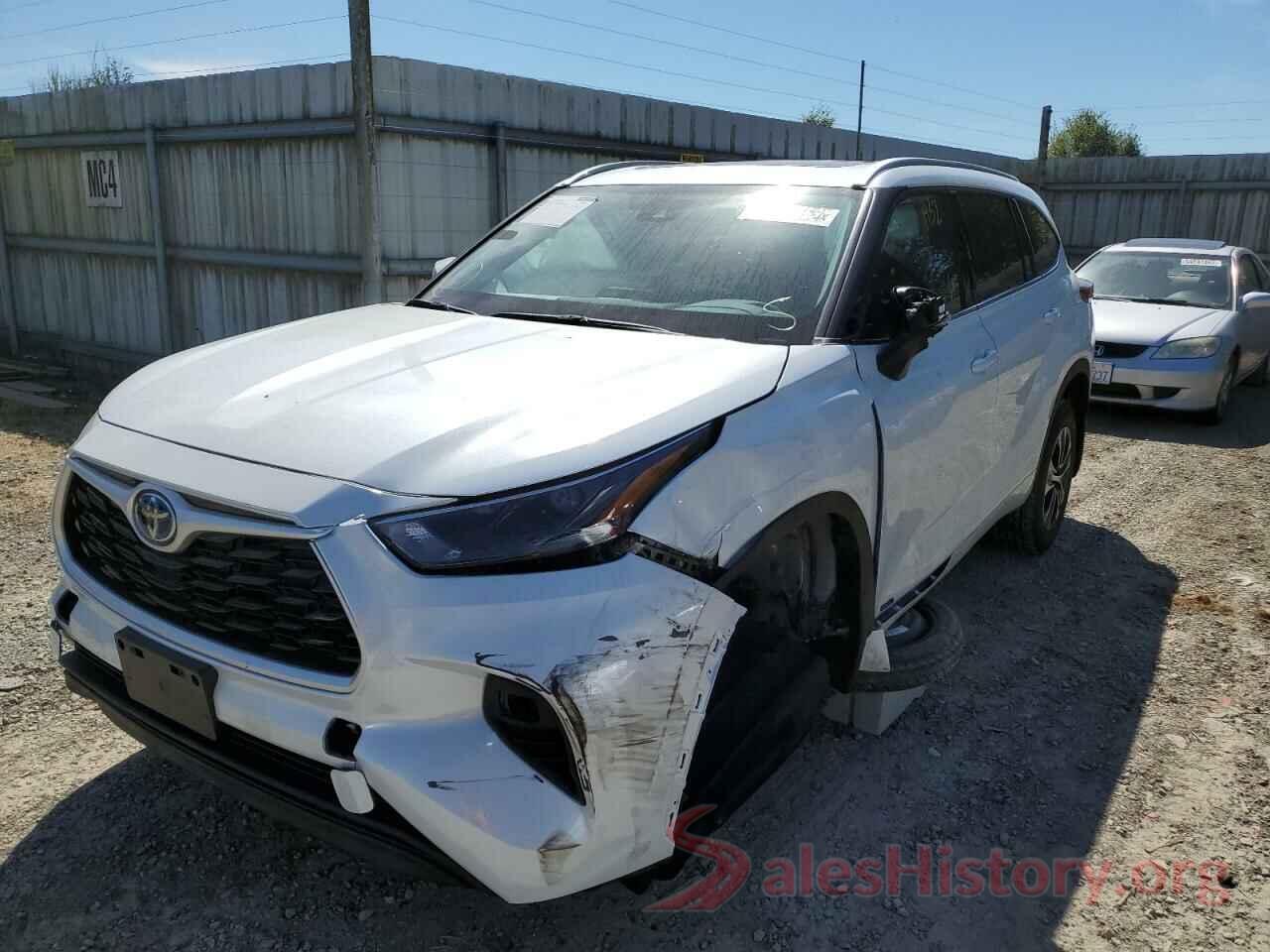 5TDHBRCH9NS552569 2022 TOYOTA HIGHLANDER