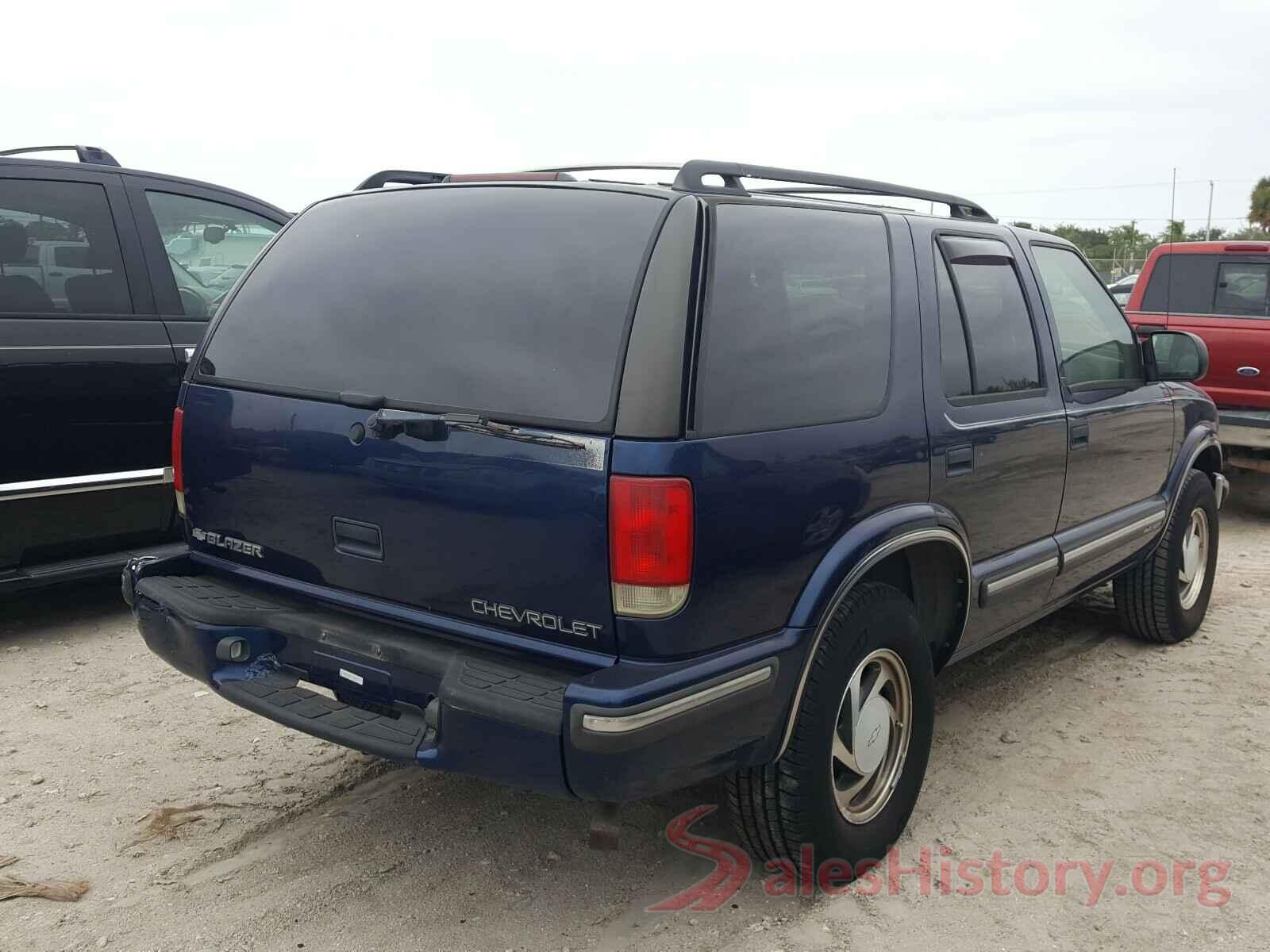 1GNDT13W9X2161869 1999 CHEVROLET BLAZER