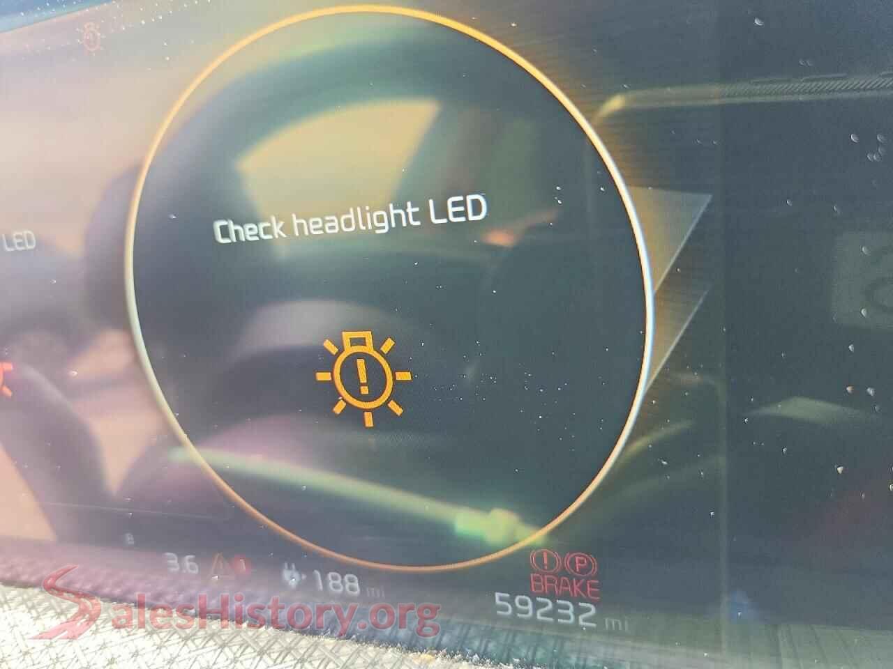 2022 KIA ALL OTHER VIN KNDC3DLC7N5028938, interior center console