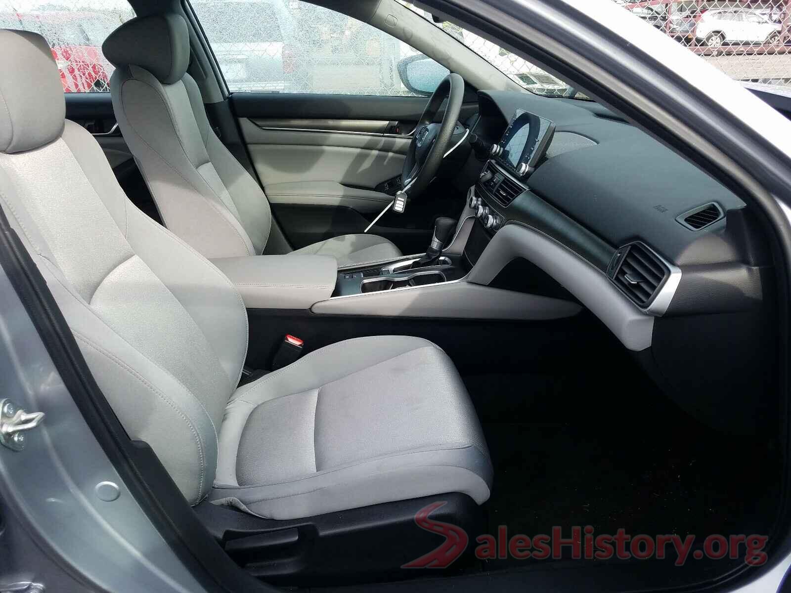 1HGCV1F11KA156793 2019 HONDA ACCORD