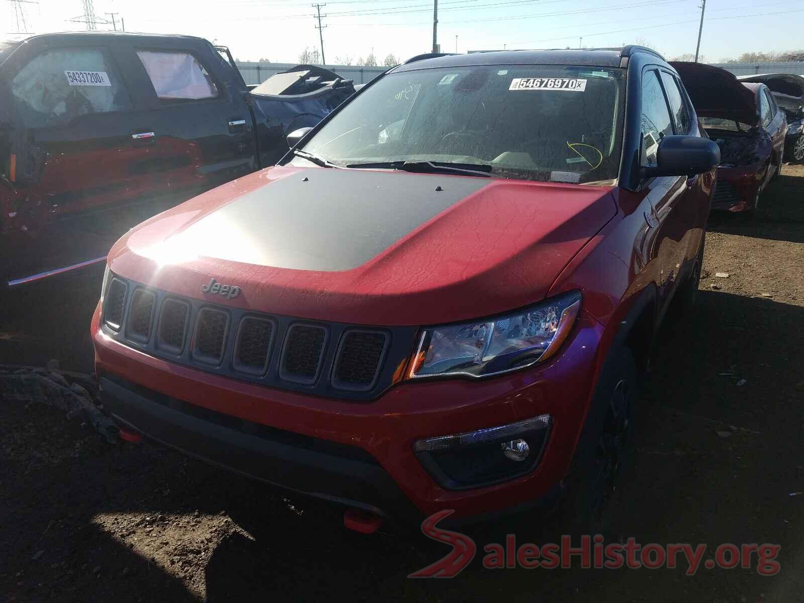 3C4NJDDB2KT752679 2019 JEEP COMPASS