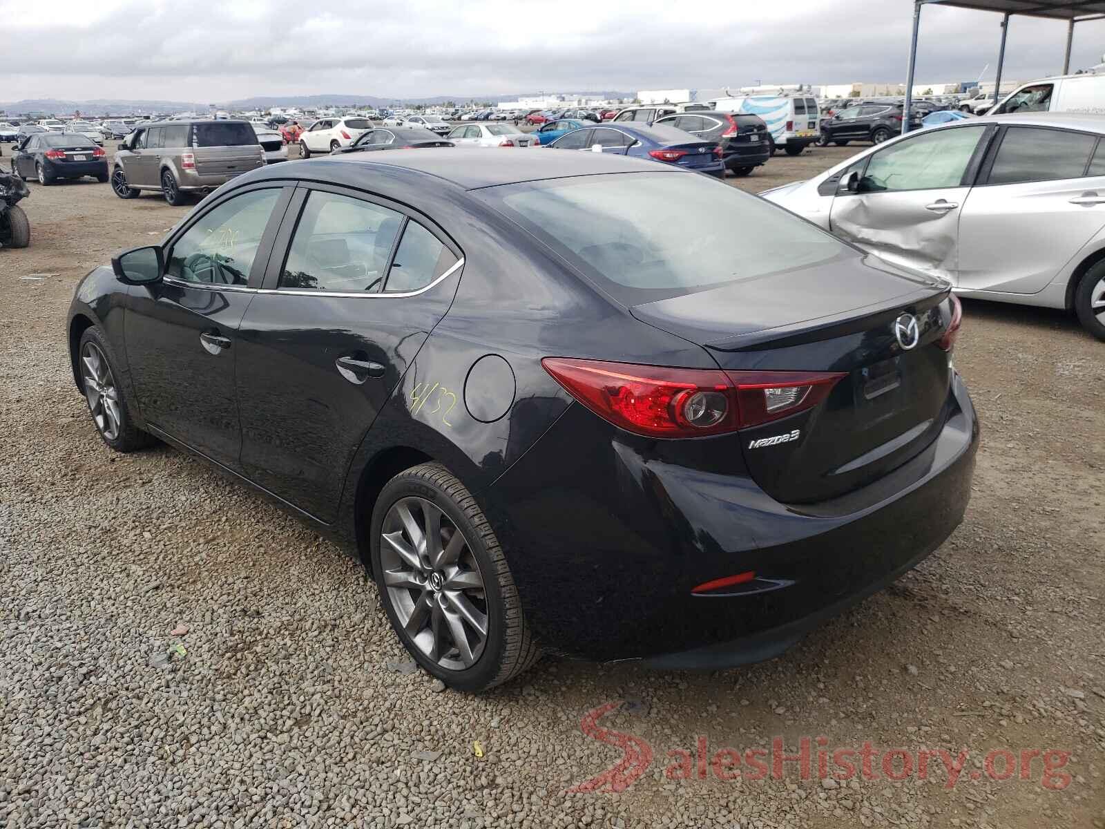 3MZBN1V30JM201637 2018 MAZDA 3