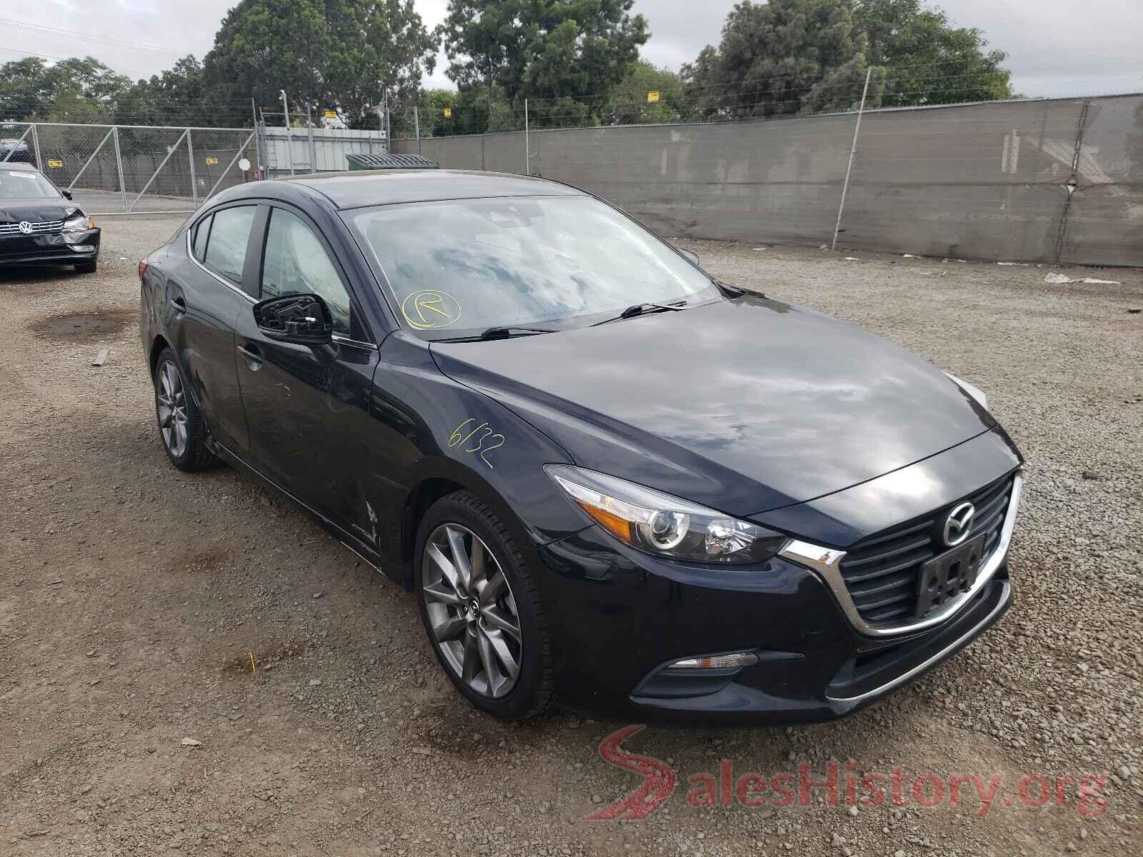 3MZBN1V30JM201637 2018 MAZDA 3