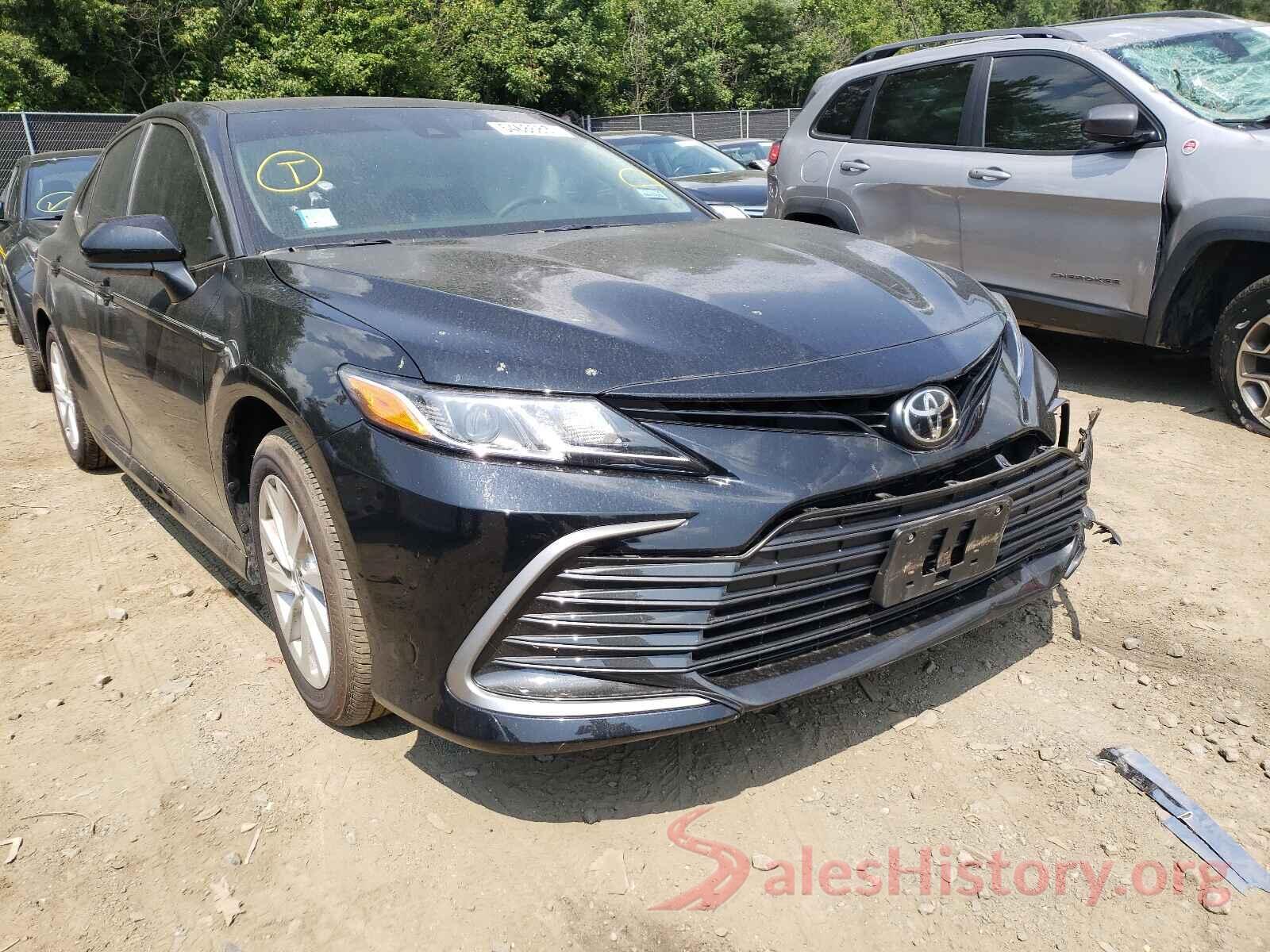 4T1C11AK6MU543539 2021 TOYOTA CAMRY