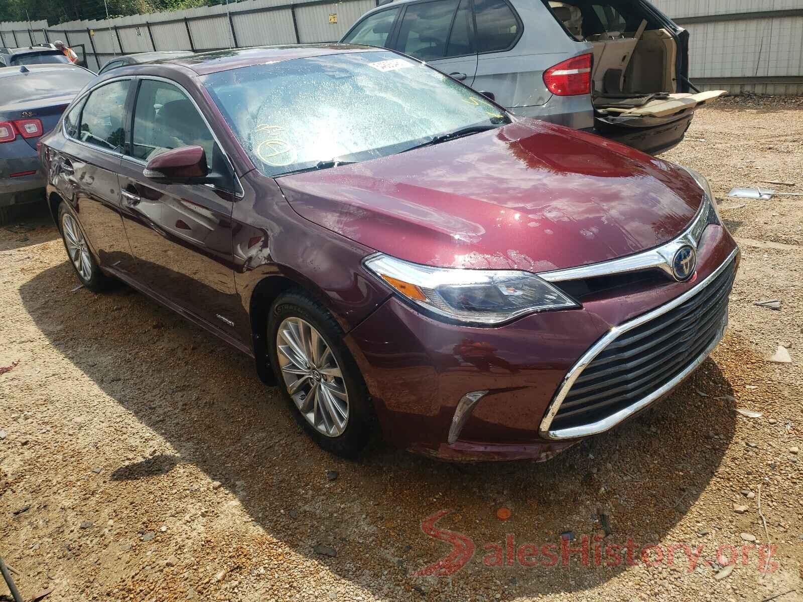 4T1BD1EB2JU059828 2018 TOYOTA AVALON