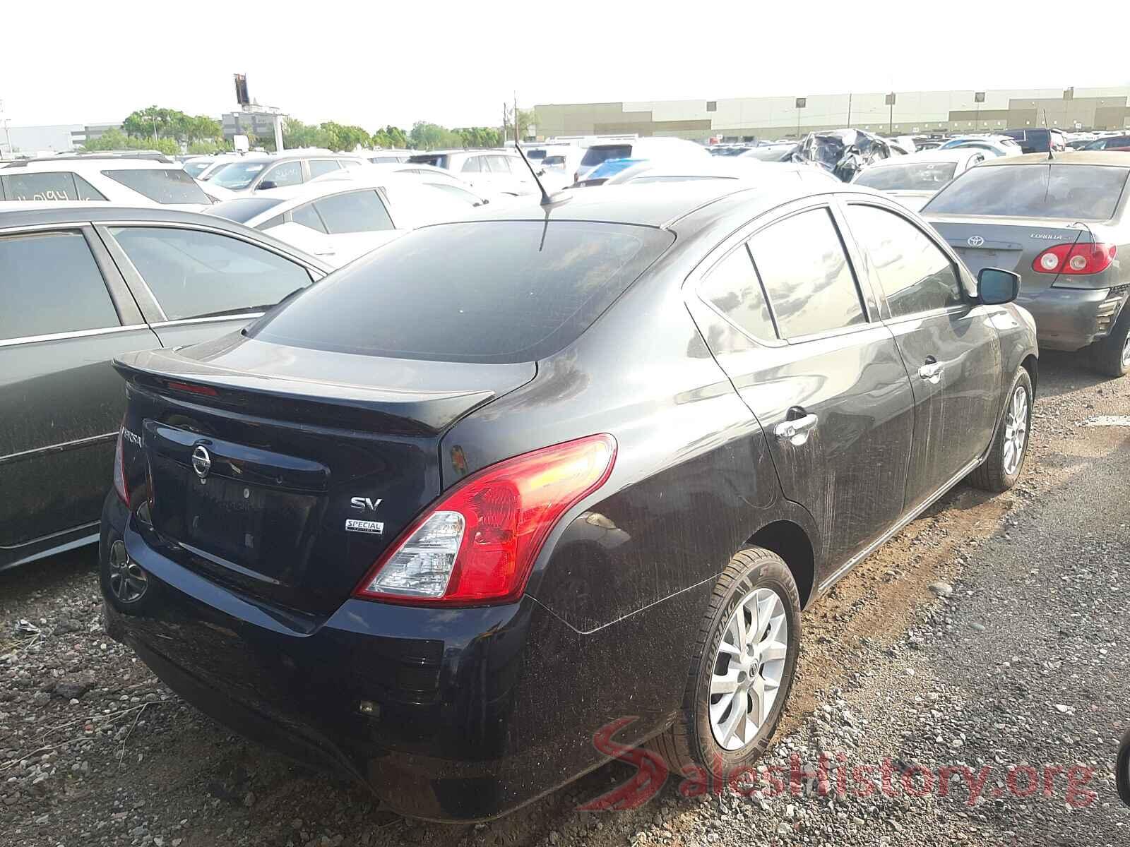 3N1CN7AP6JL801462 2018 NISSAN VERSA