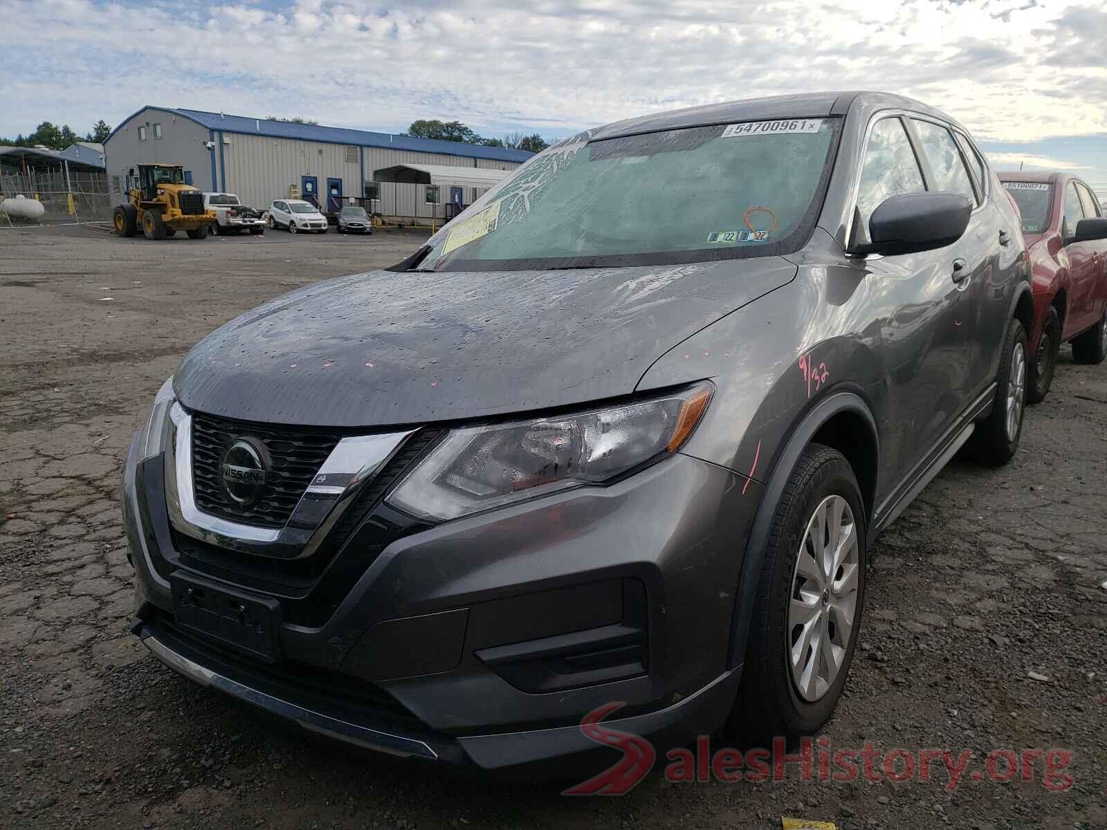 KNMAT2MVXJP533348 2018 NISSAN ROGUE