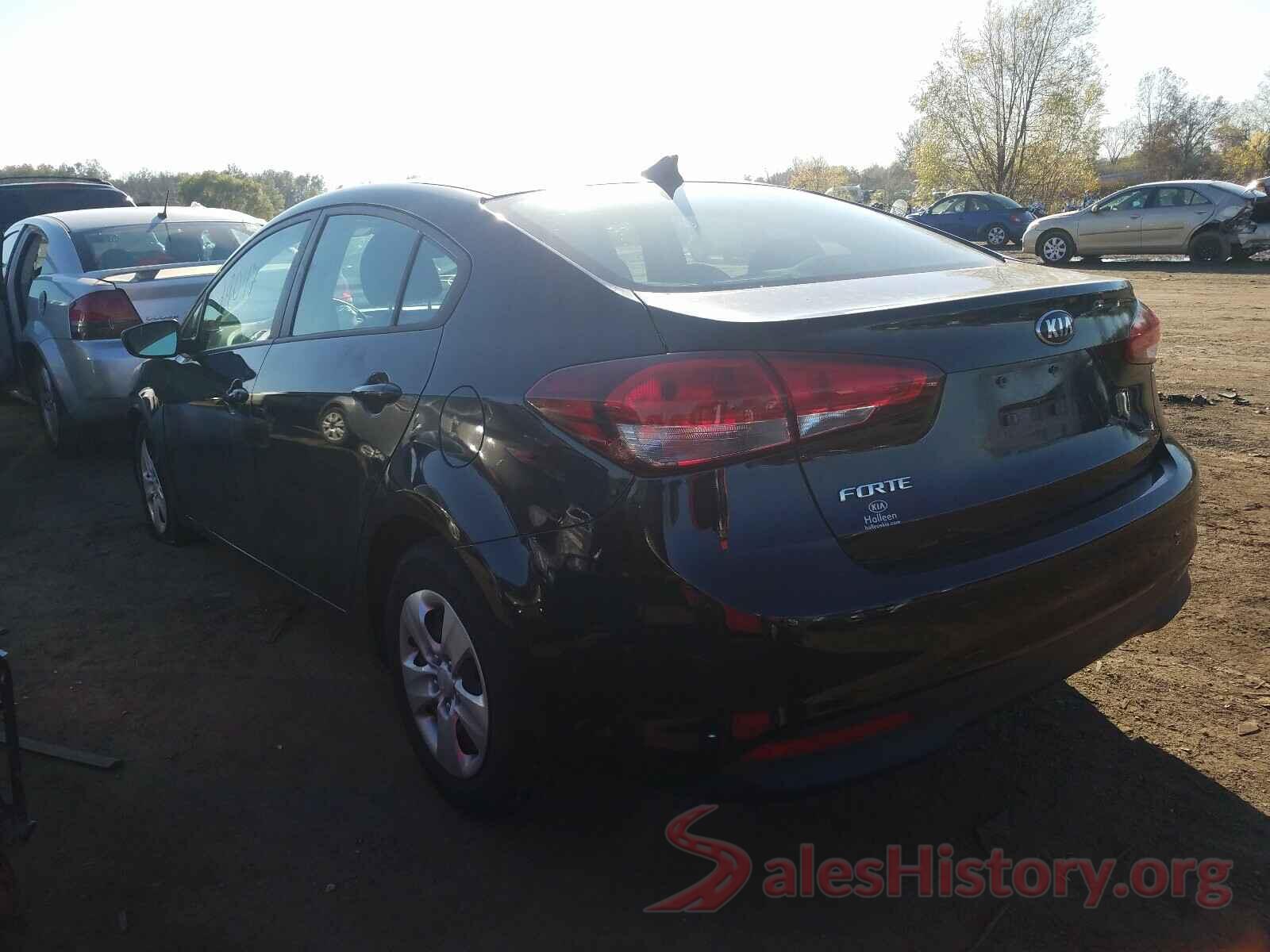 3KPFK4A77HE161097 2017 KIA FORTE