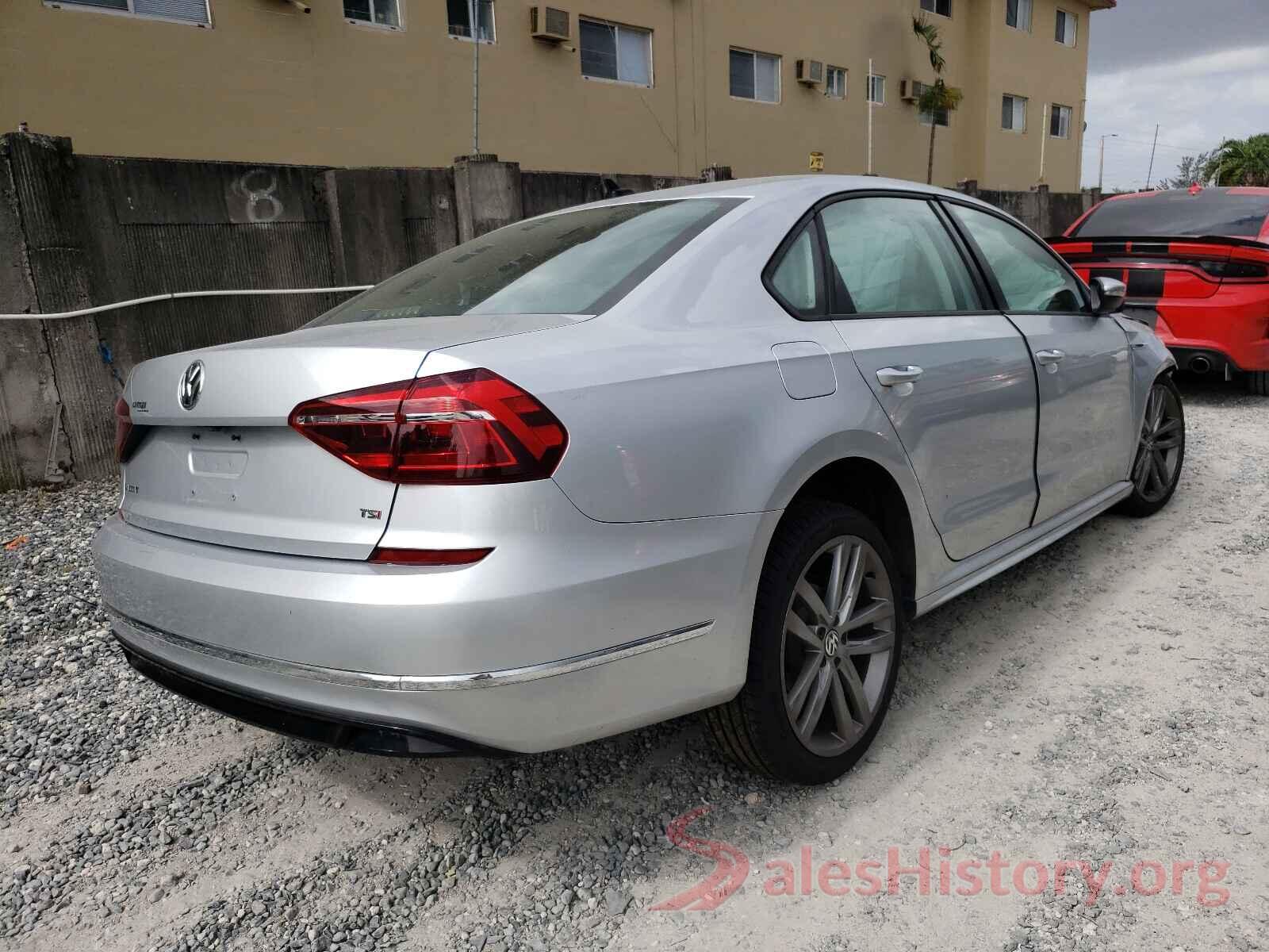 1VWAA7A30JC024573 2018 VOLKSWAGEN PASSAT