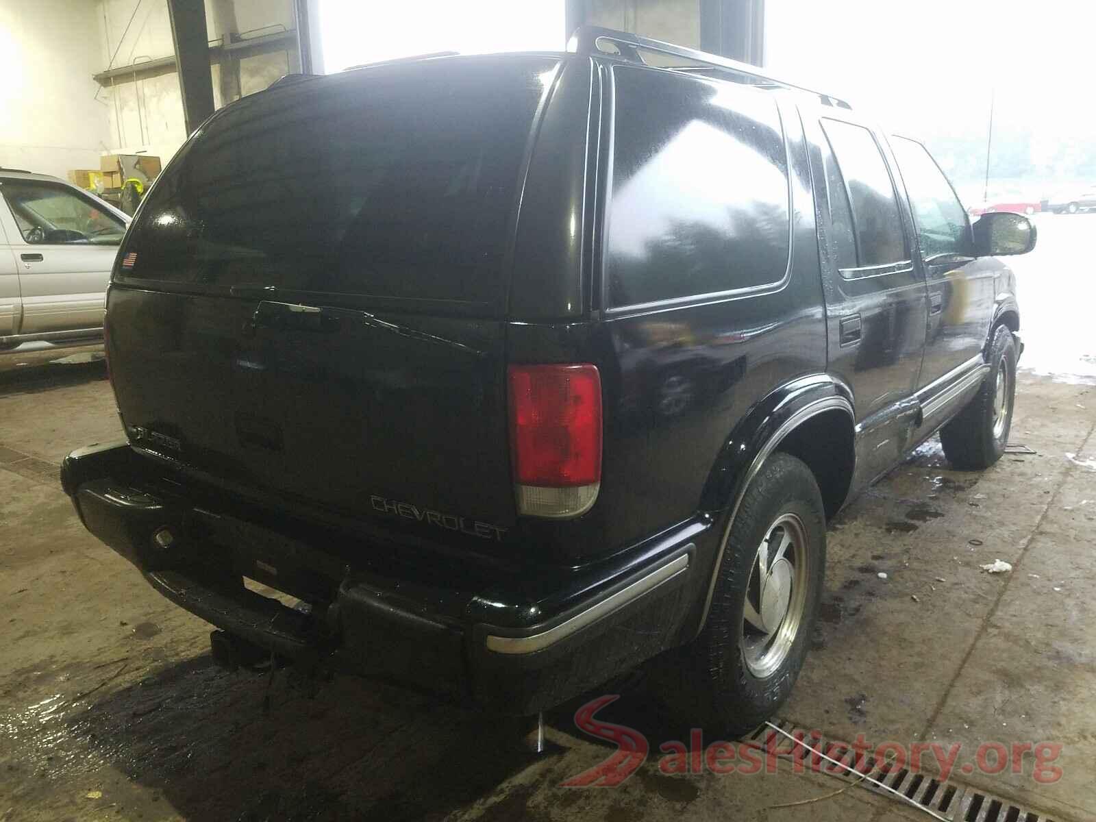 1GNDT13W0X2176759 1999 CHEVROLET BLAZER