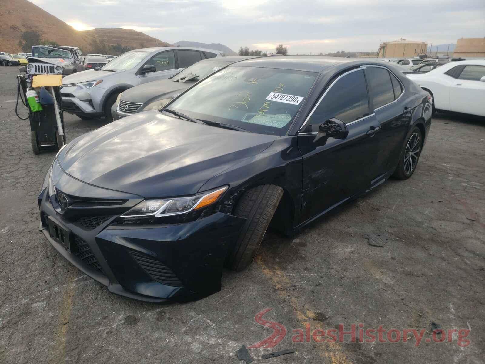 4T1B11HK5KU745173 2019 TOYOTA CAMRY