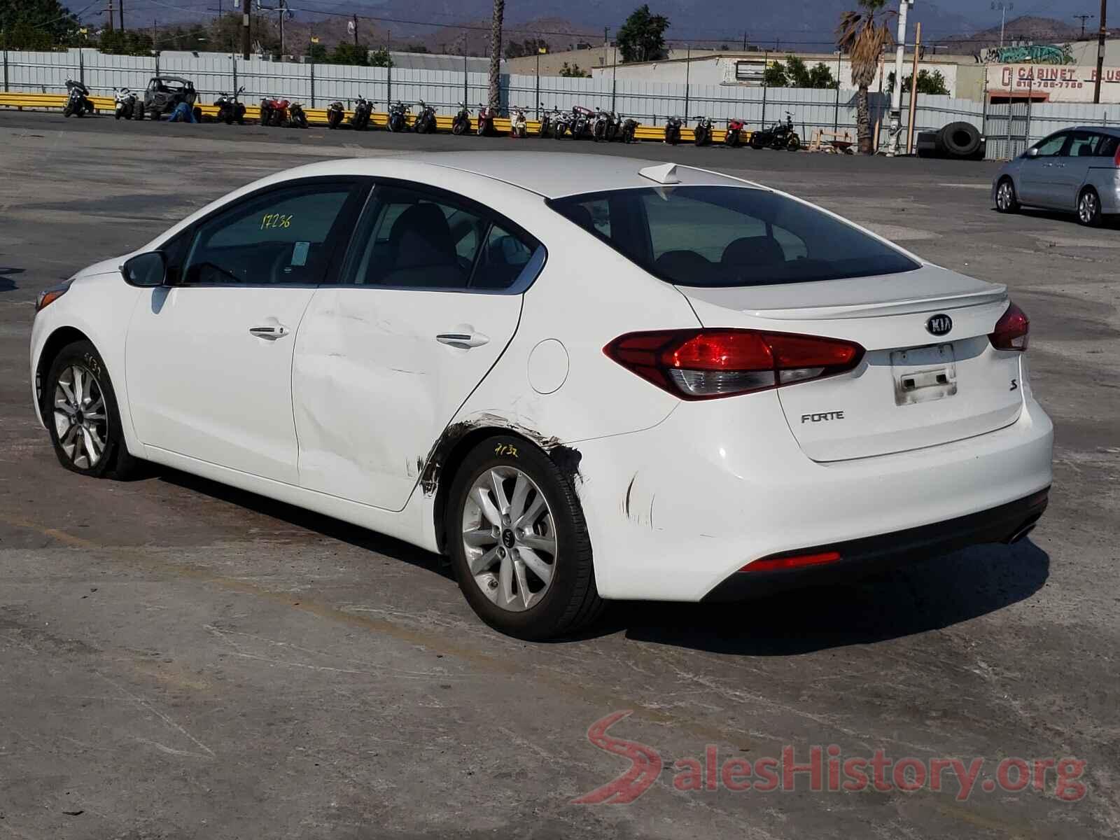 3KPFL4A77HE038042 2017 KIA FORTE