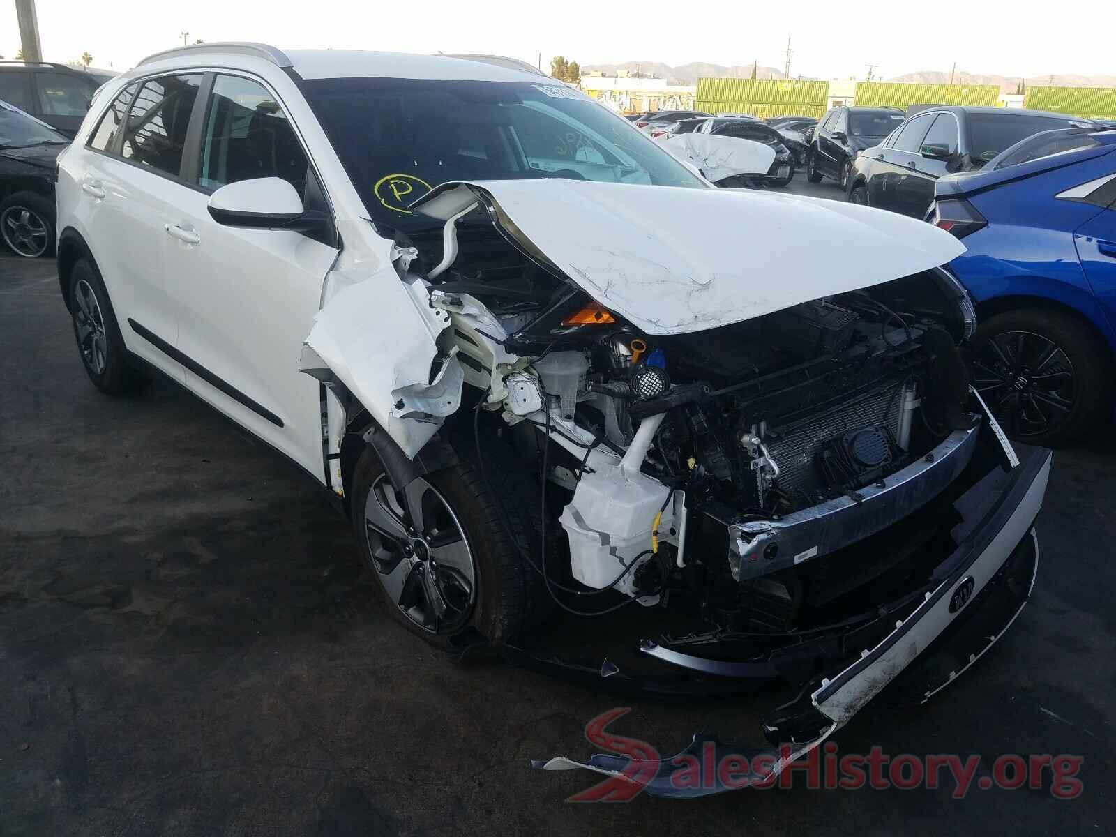 KNDCB3LC7K5352206 2019 KIA NIRO