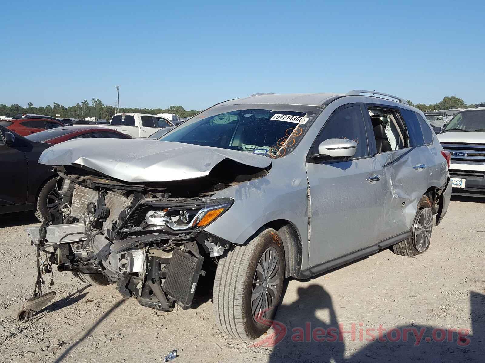 5N1DR2MM0HC695585 2017 NISSAN PATHFINDER