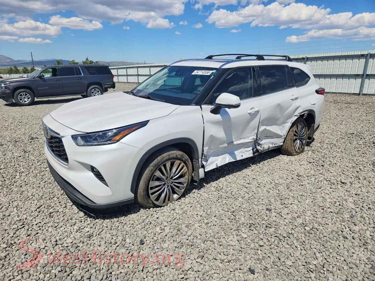 5TDKDRBH1RS542108 2024 TOYOTA HIGHLANDER