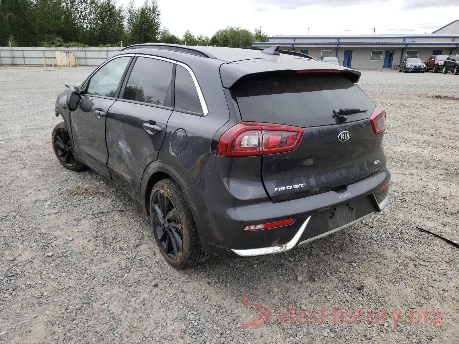 KNDCC3LC2J5151597 2018 KIA NIRO