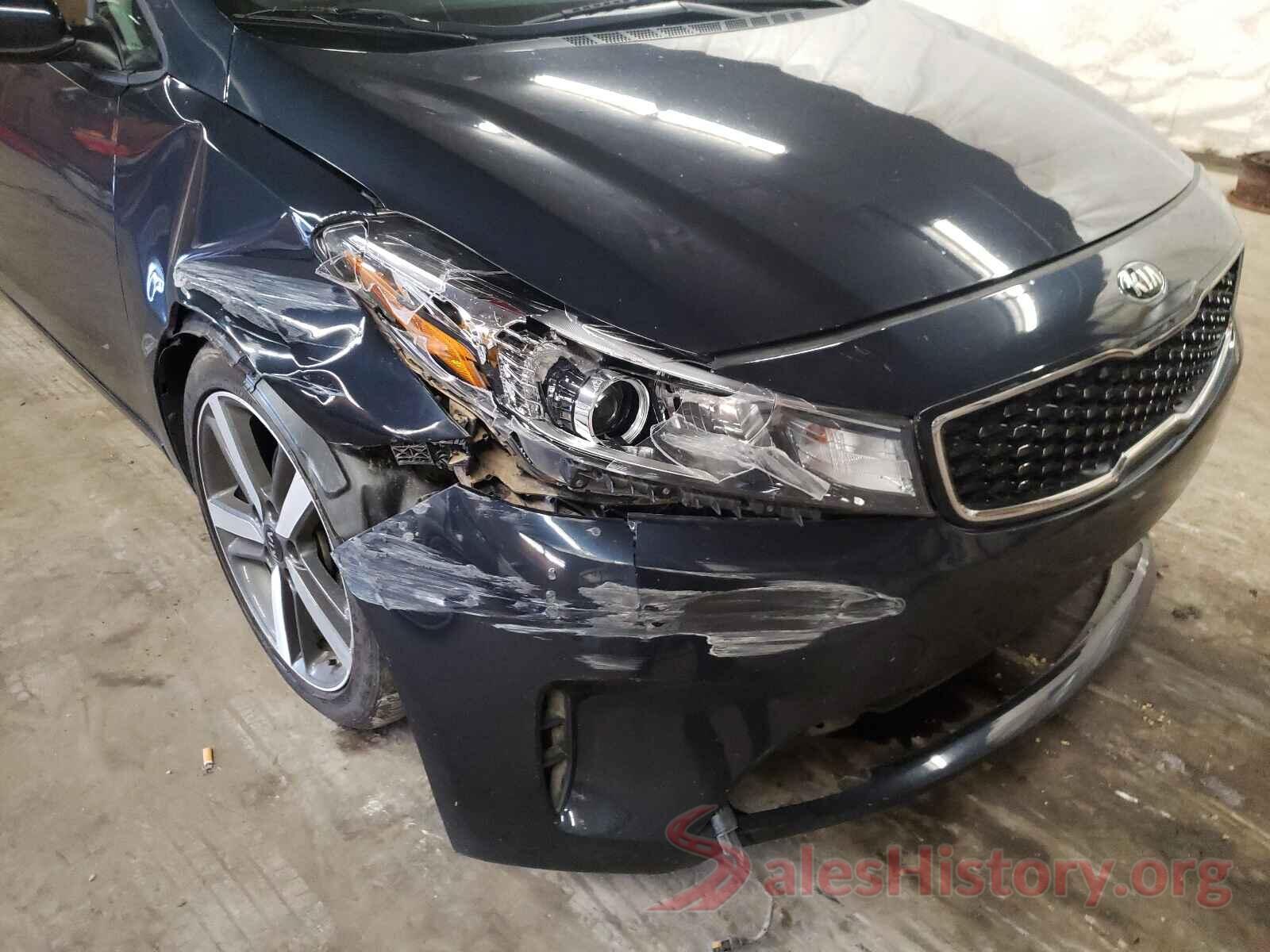 KNAFX5A80H5726203 2017 KIA FORTE