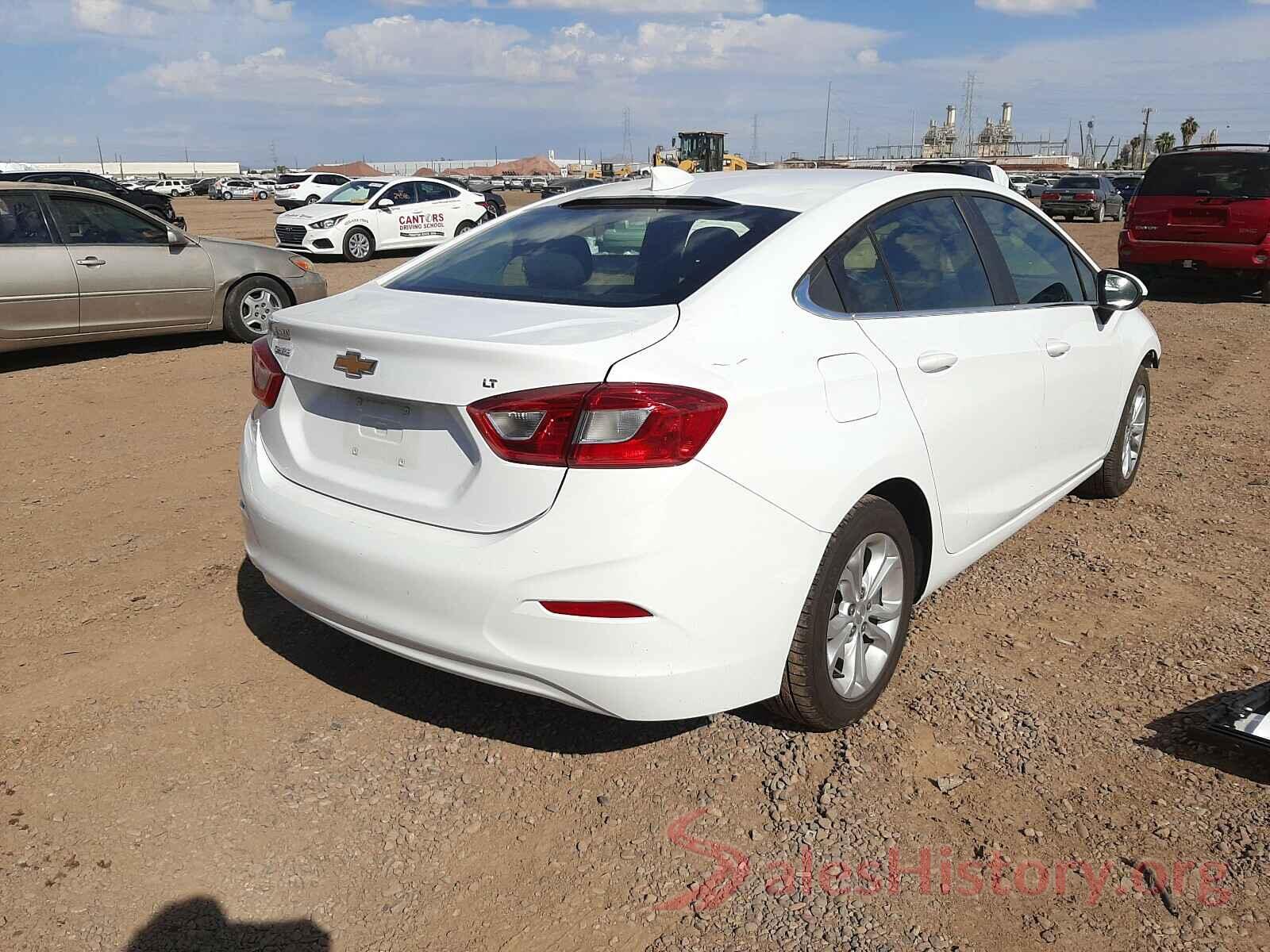 1G1BE5SM9K7115187 2019 CHEVROLET CRUZE