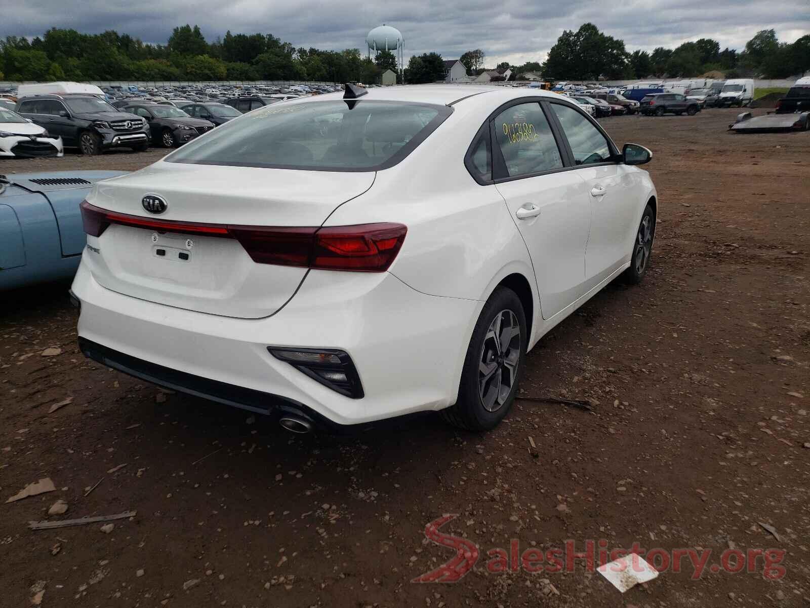 3KPF24AD2ME333844 2021 KIA FORTE