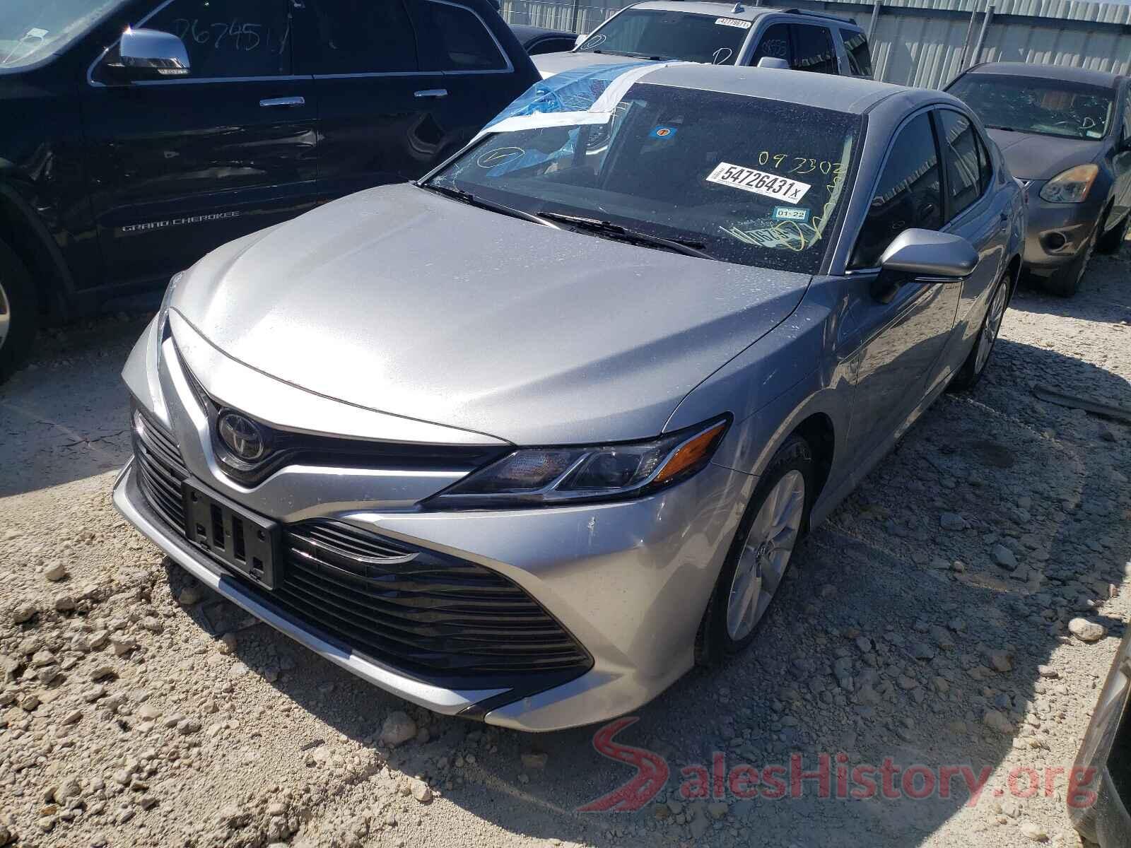 4T1B11HK4JU093502 2018 TOYOTA CAMRY