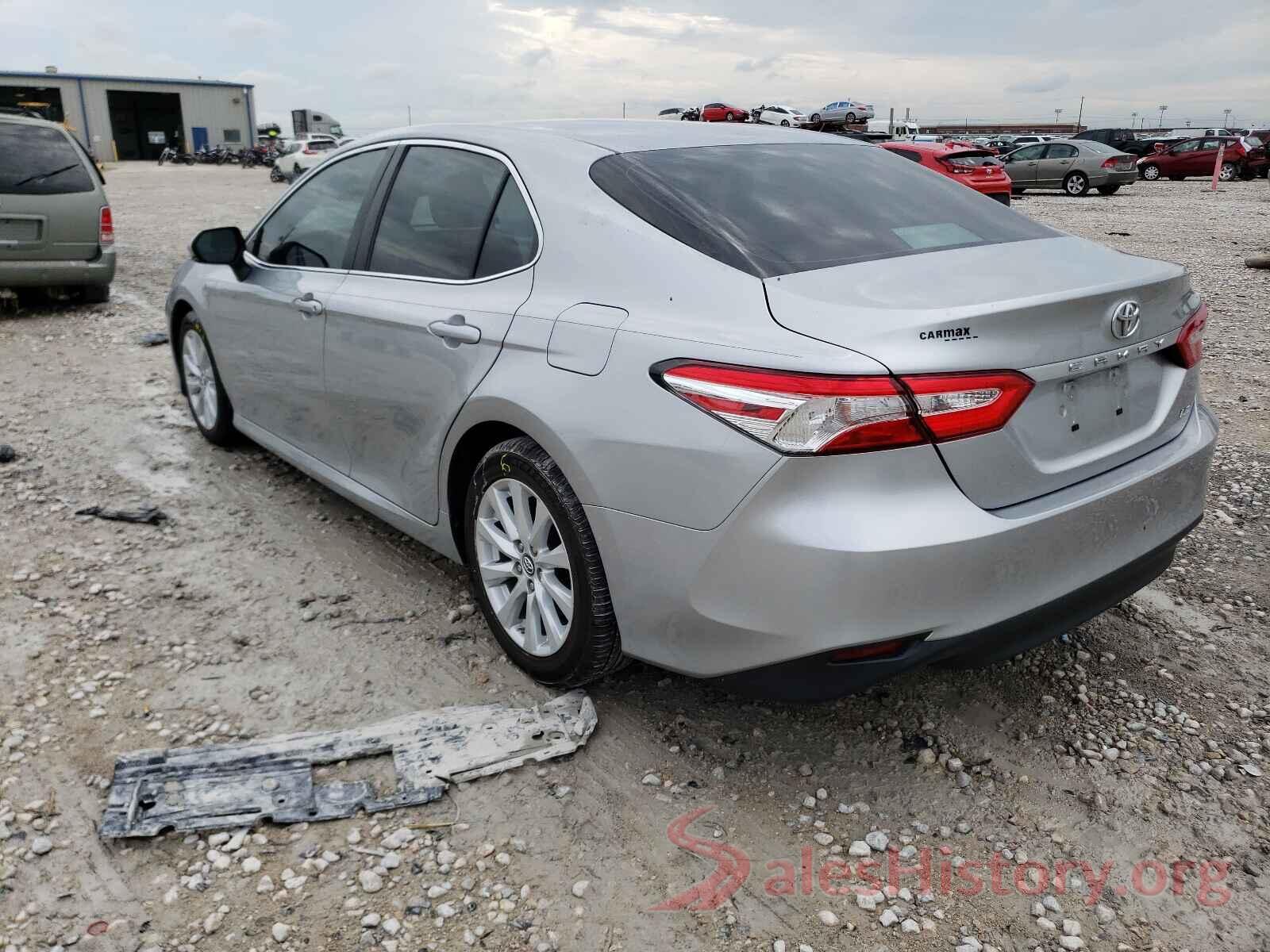 4T1B11HK4JU093502 2018 TOYOTA CAMRY