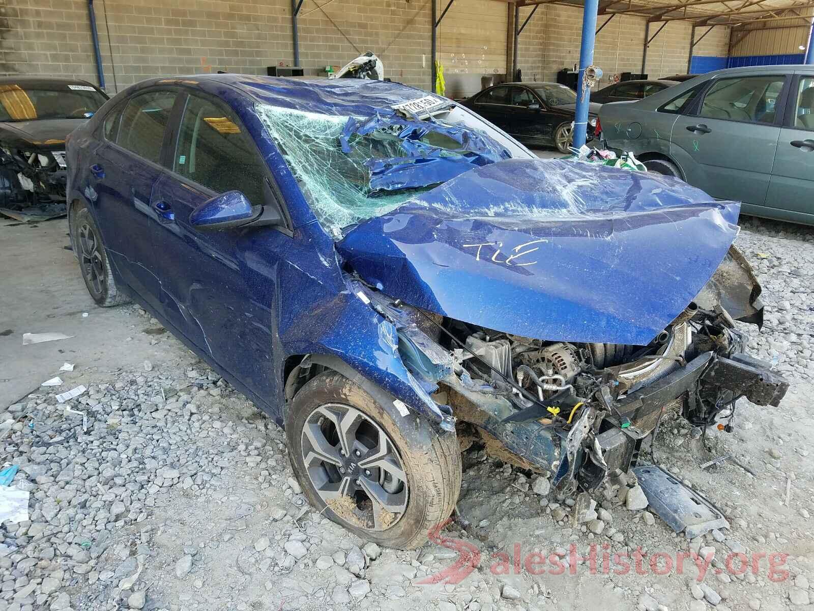 3KPF24ADXKE067311 2019 KIA FORTE