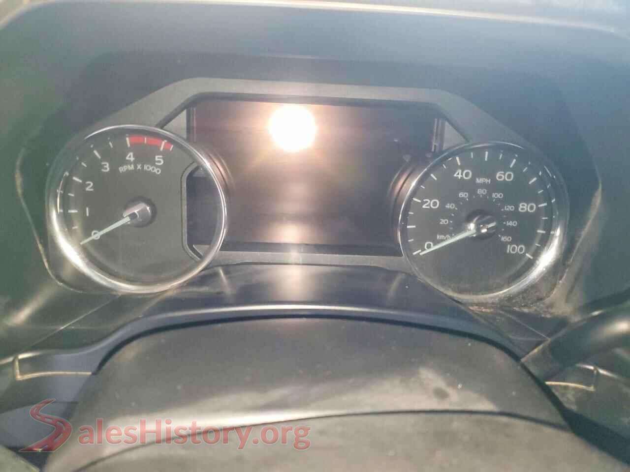 2019 FORD F350 VIN 1FT8W3BT3KEE52637, interior center console