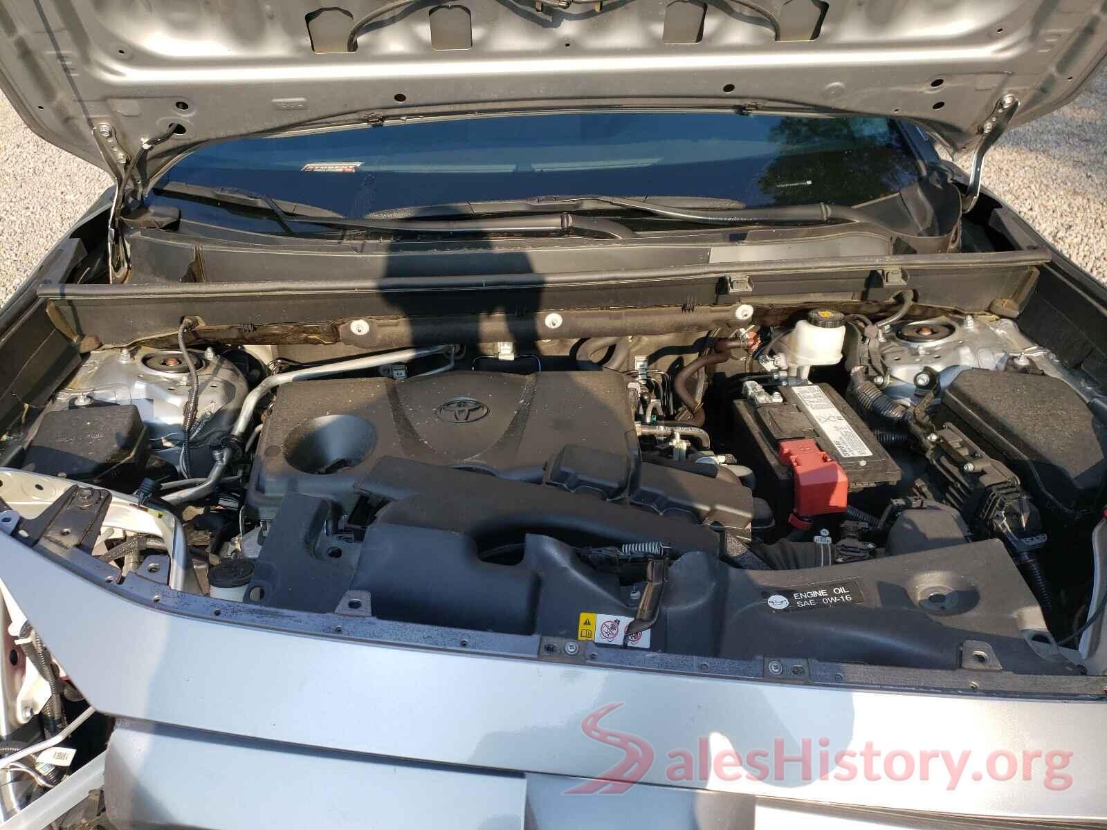 2T3H1RFVXKW021704 2019 TOYOTA RAV4