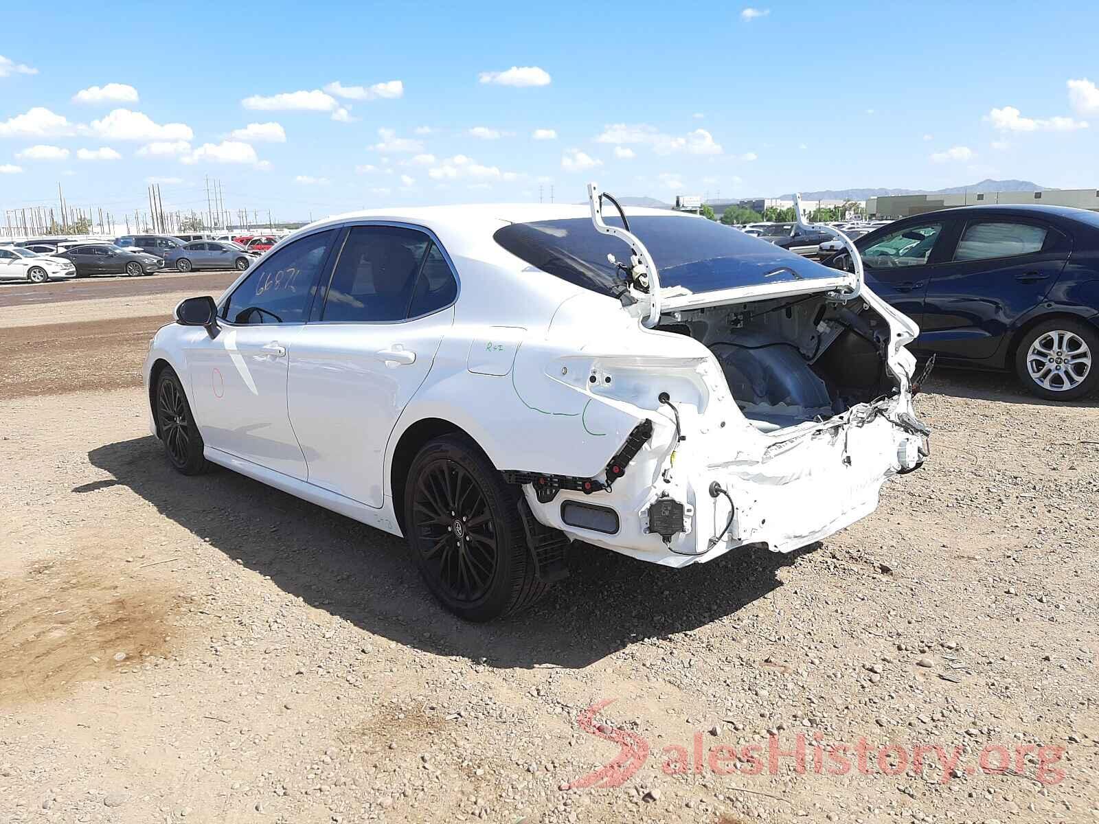 4T1B11HK3JU012392 2018 TOYOTA CAMRY