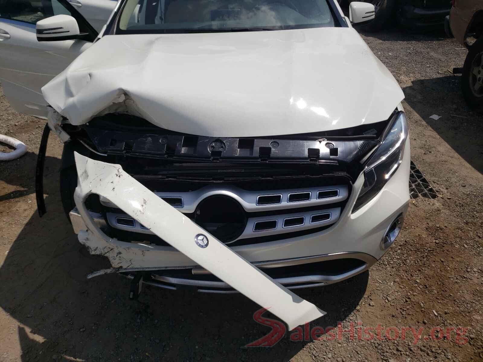 WDCTG4EBXJJ379105 2018 MERCEDES-BENZ GLA-CLASS