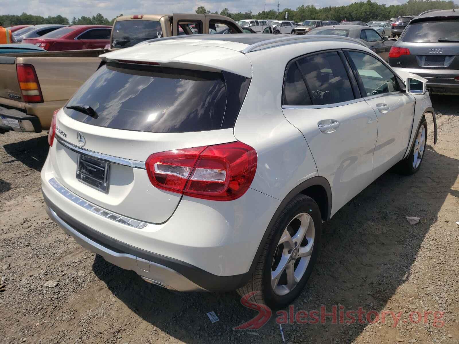 WDCTG4EBXJJ379105 2018 MERCEDES-BENZ GLA-CLASS