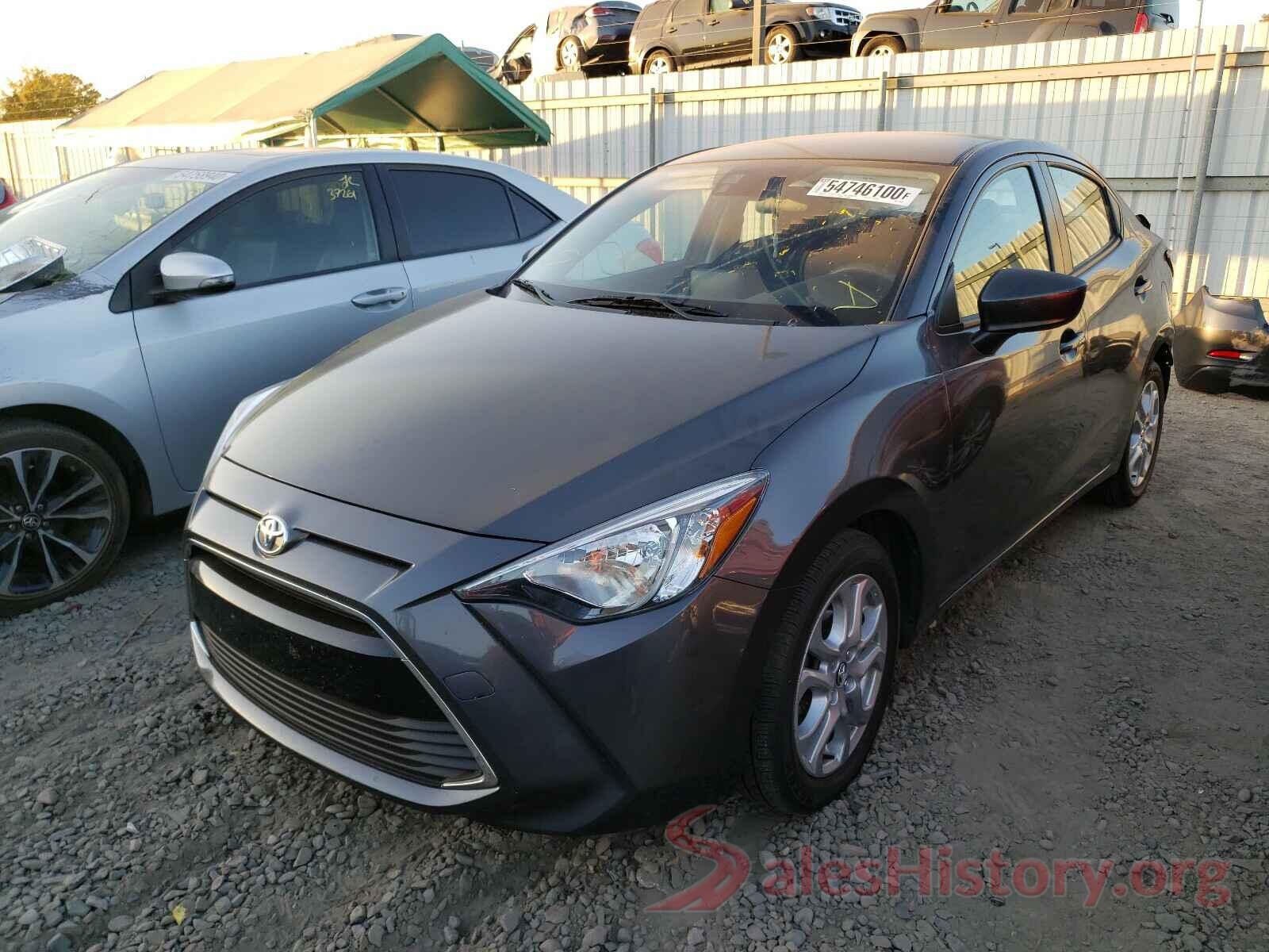 3MYDLBYV9JY310662 2018 TOYOTA YARIS