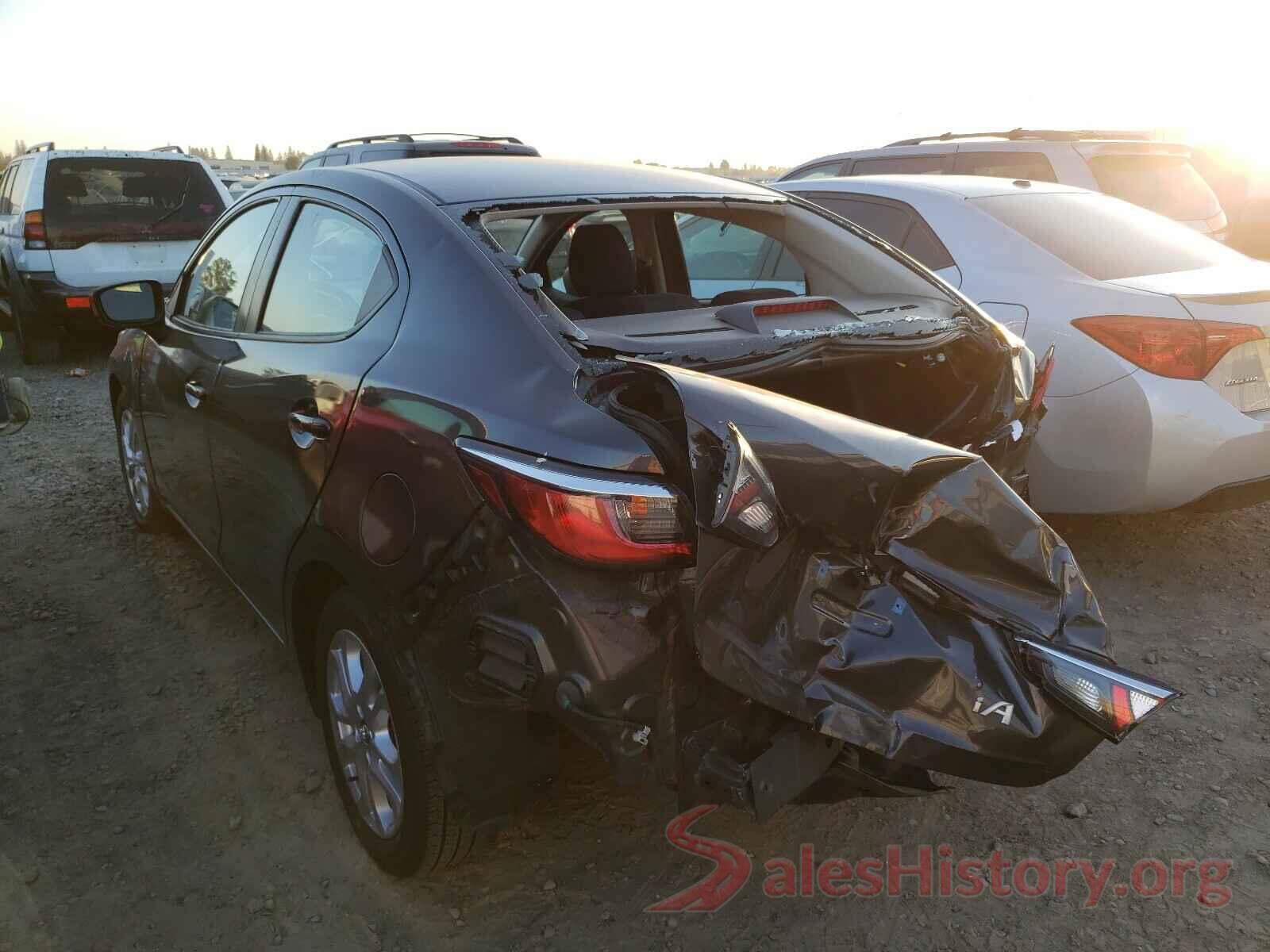 3MYDLBYV9JY310662 2018 TOYOTA YARIS