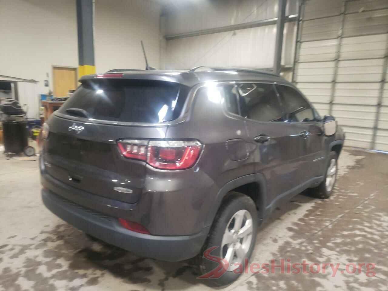 3C4NJDBB9JT282412 2018 JEEP COMPASS