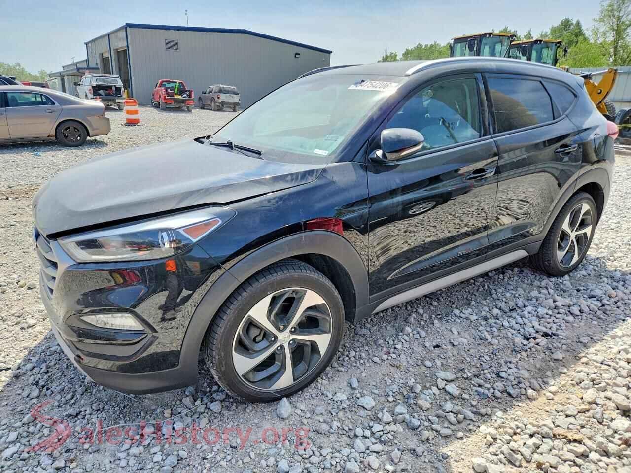 KM8J3CA24HU374561 2017 HYUNDAI TUCSON