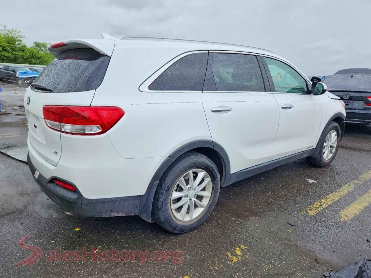 2017 KIA SORENTO VIN 5XYPGDA54HG302425, right side view