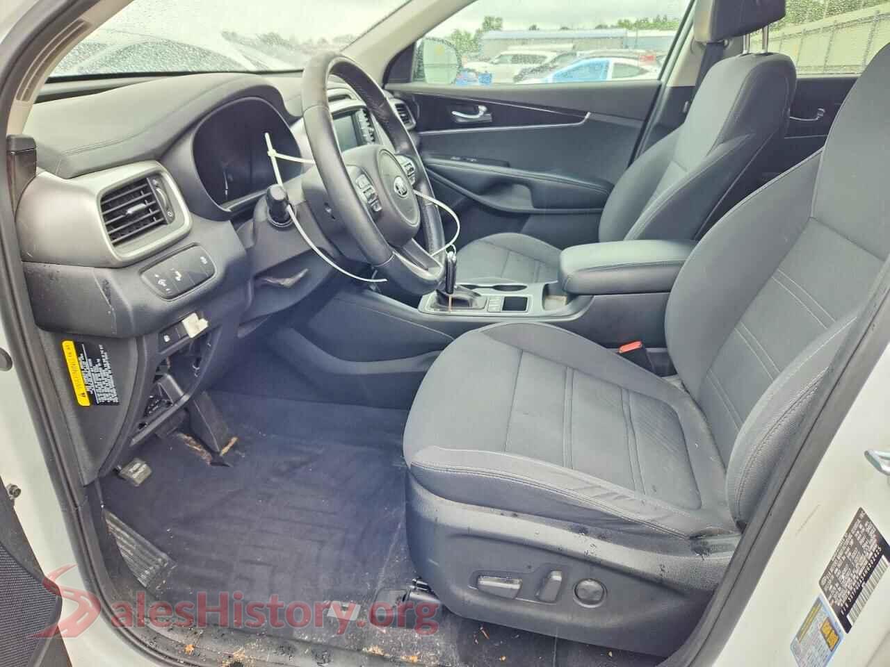 2017 KIA SORENTO VIN 5XYPGDA54HG302425, engine bay