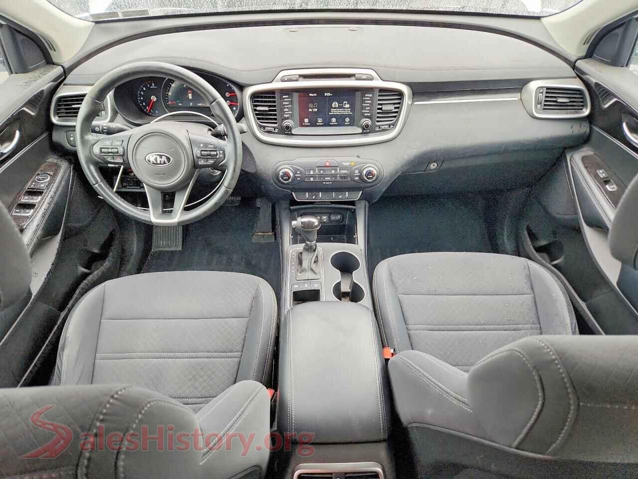 2017 KIA SORENTO VIN 5XYPGDA54HG302425, interior dashboard