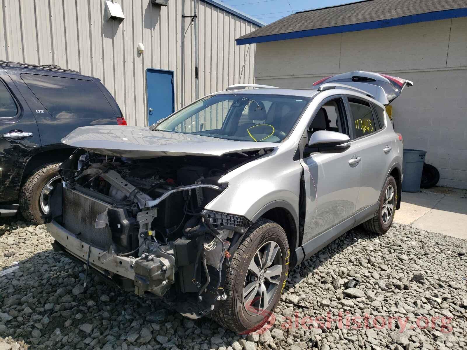 2T3WFREVXHW403671 2017 TOYOTA RAV4