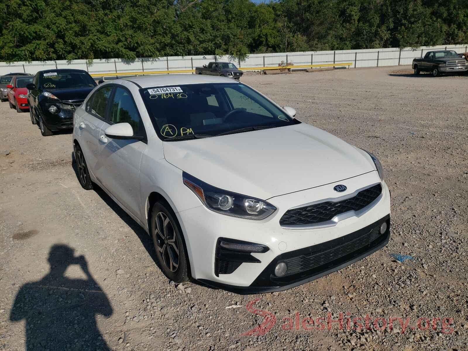 3KPF24AD8KE076430 2019 KIA FORTE