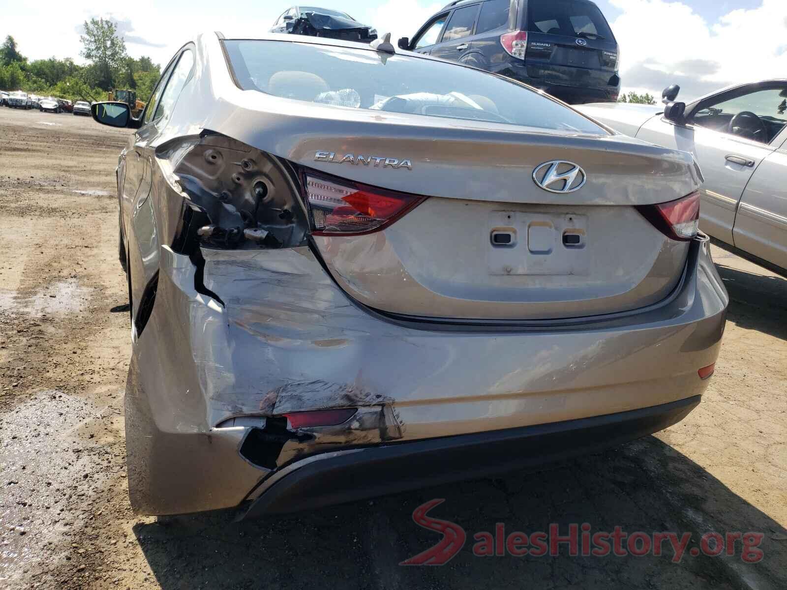 5NPDH4AE8GH779981 2016 HYUNDAI ELANTRA