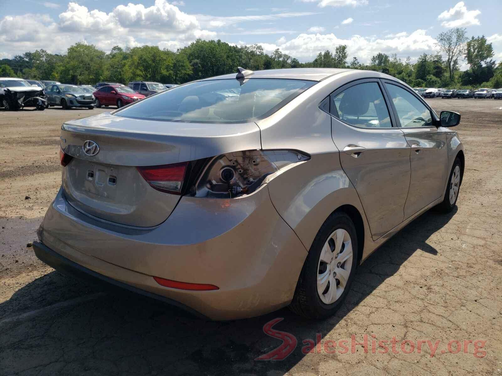 5NPDH4AE8GH779981 2016 HYUNDAI ELANTRA