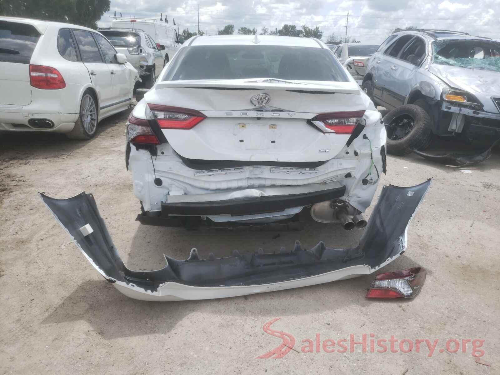 4T1G11AK3MU532533 2021 TOYOTA CAMRY