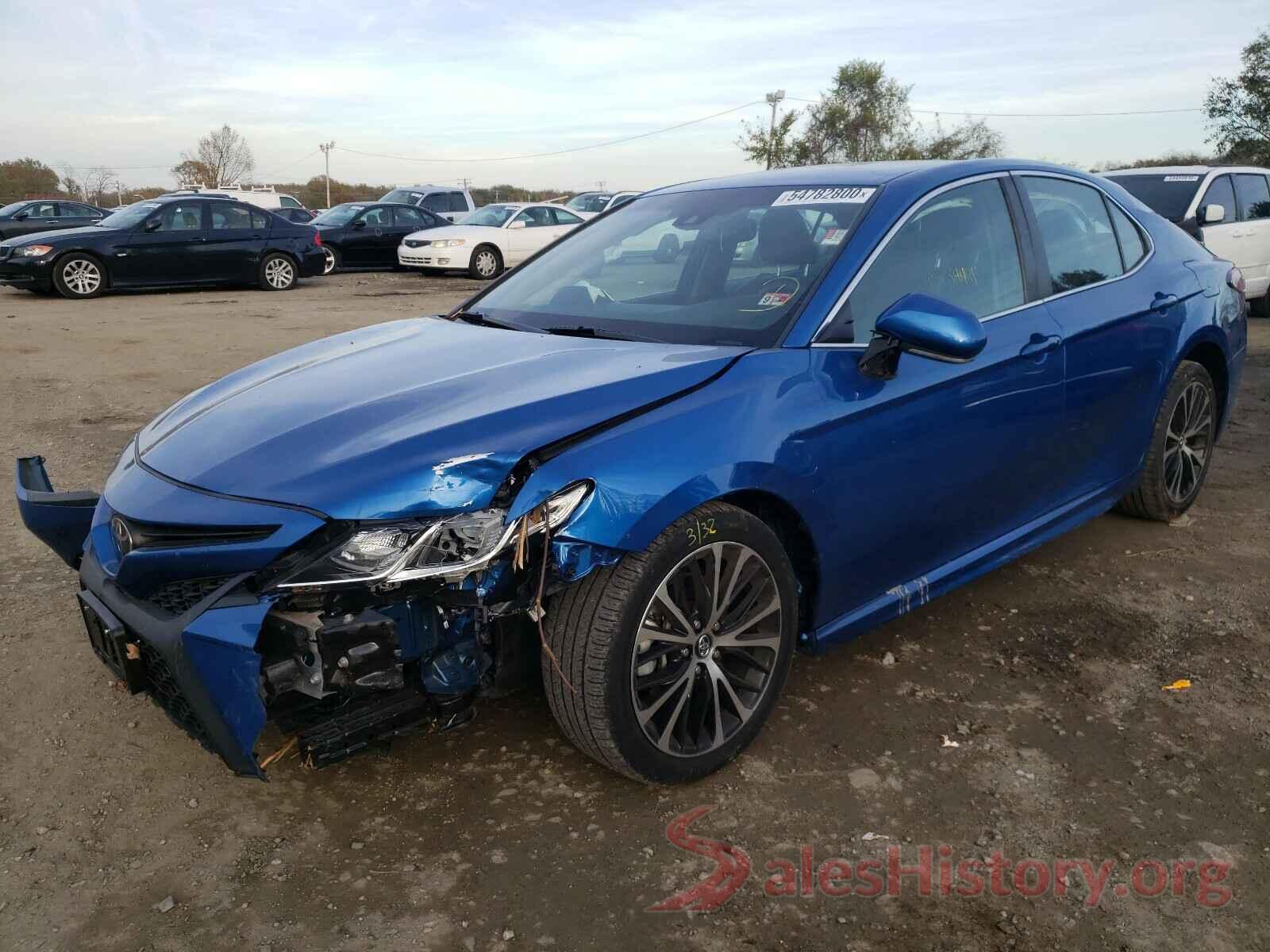 4T1B11HK2JU008253 2018 TOYOTA CAMRY