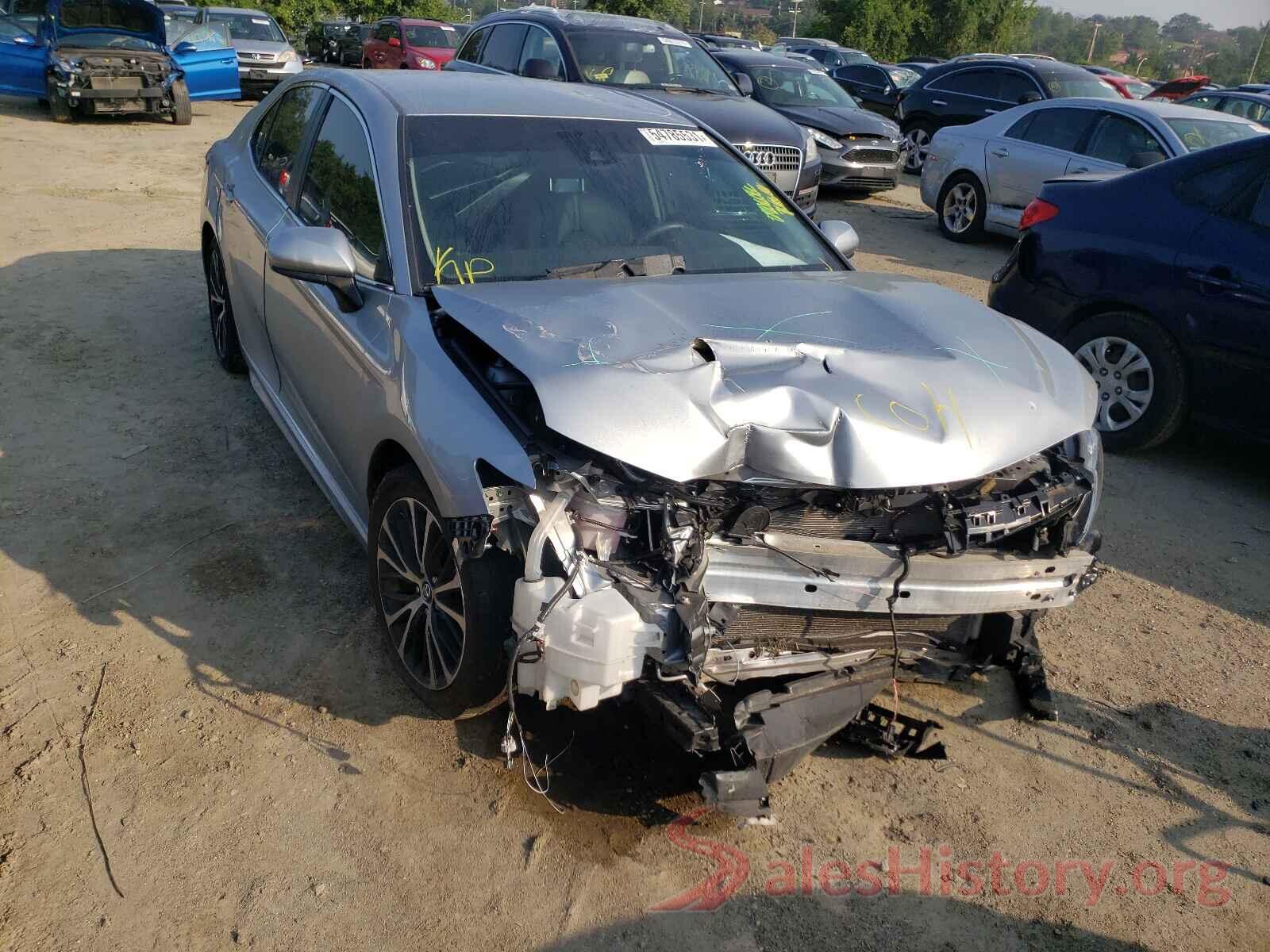 4T1B11HK9JU658505 2018 TOYOTA CAMRY