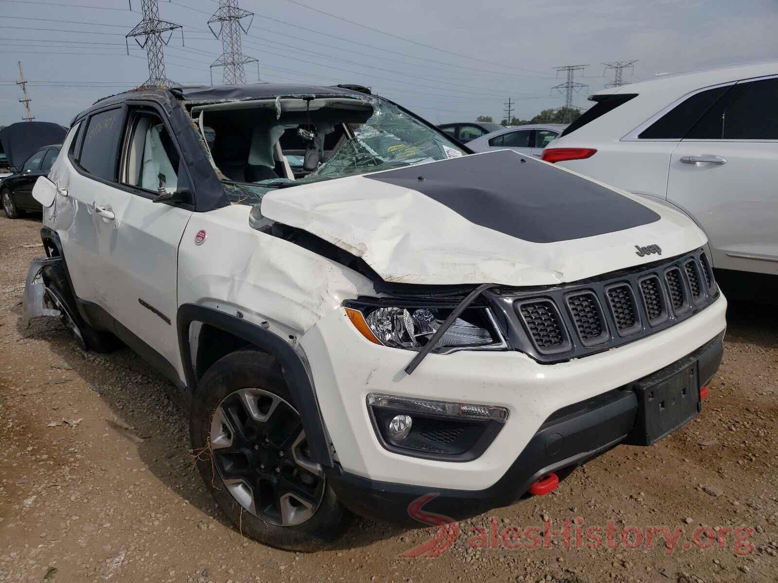 3C4NJDDB2JT417579 2018 JEEP COMPASS