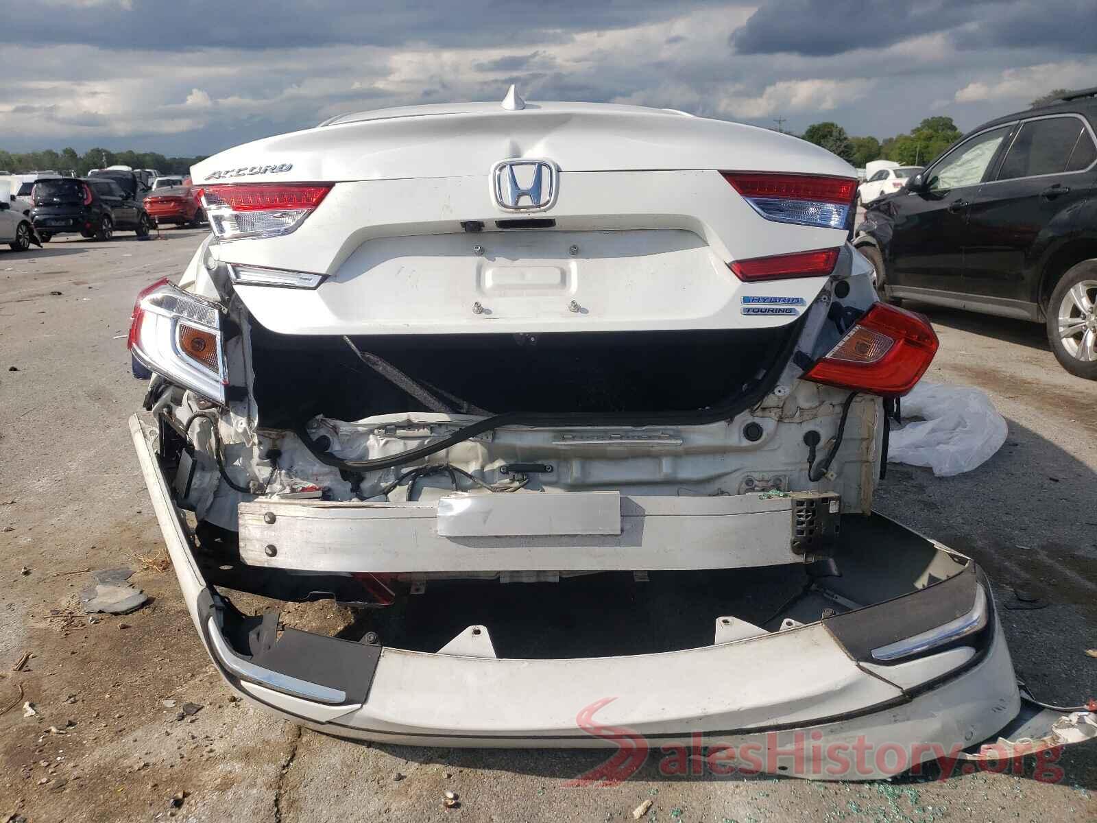 1HGCV3F90JA014998 2018 HONDA ACCORD