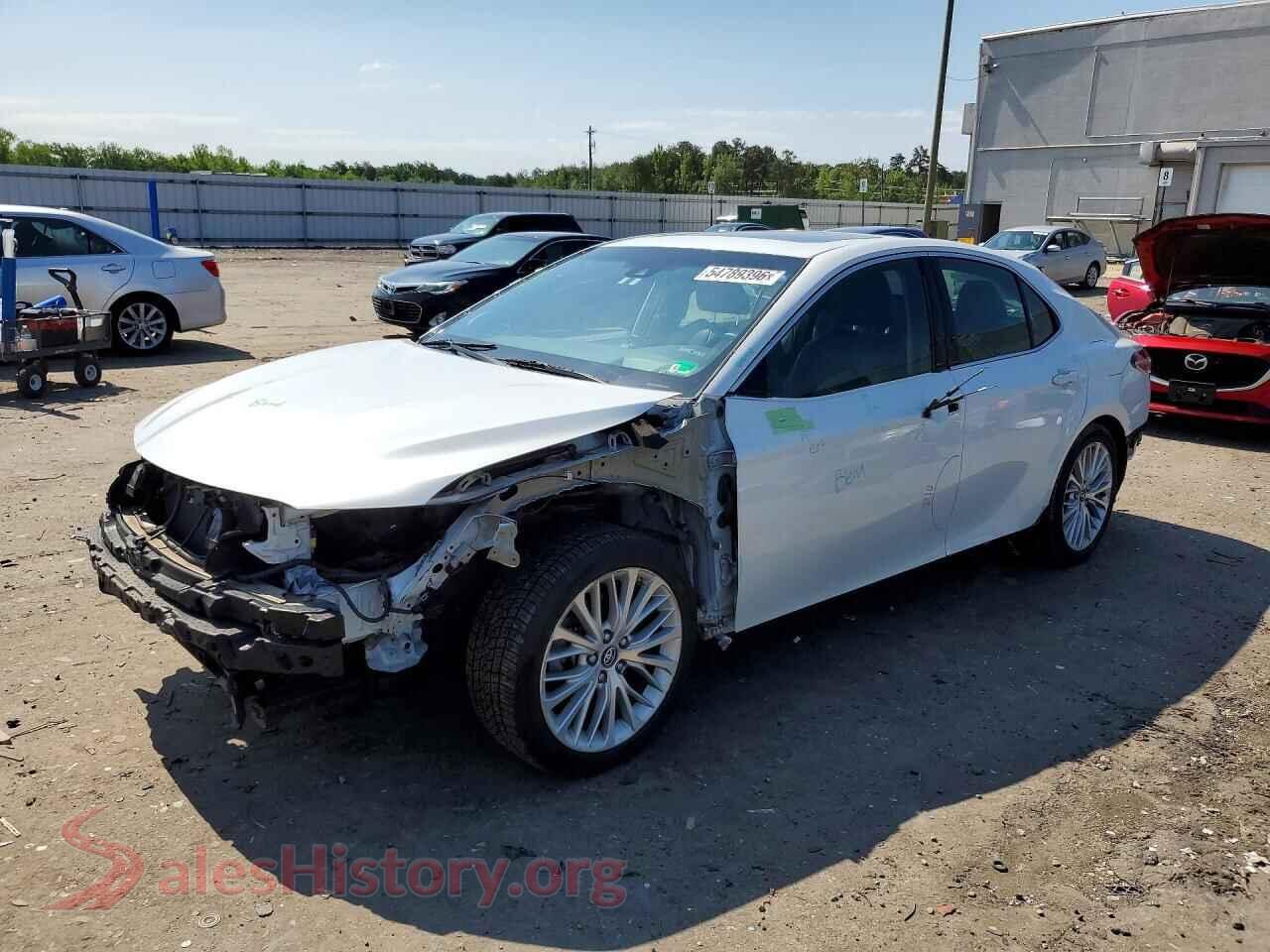 4T1B21HK9JU005136 2018 TOYOTA CAMRY SOLA