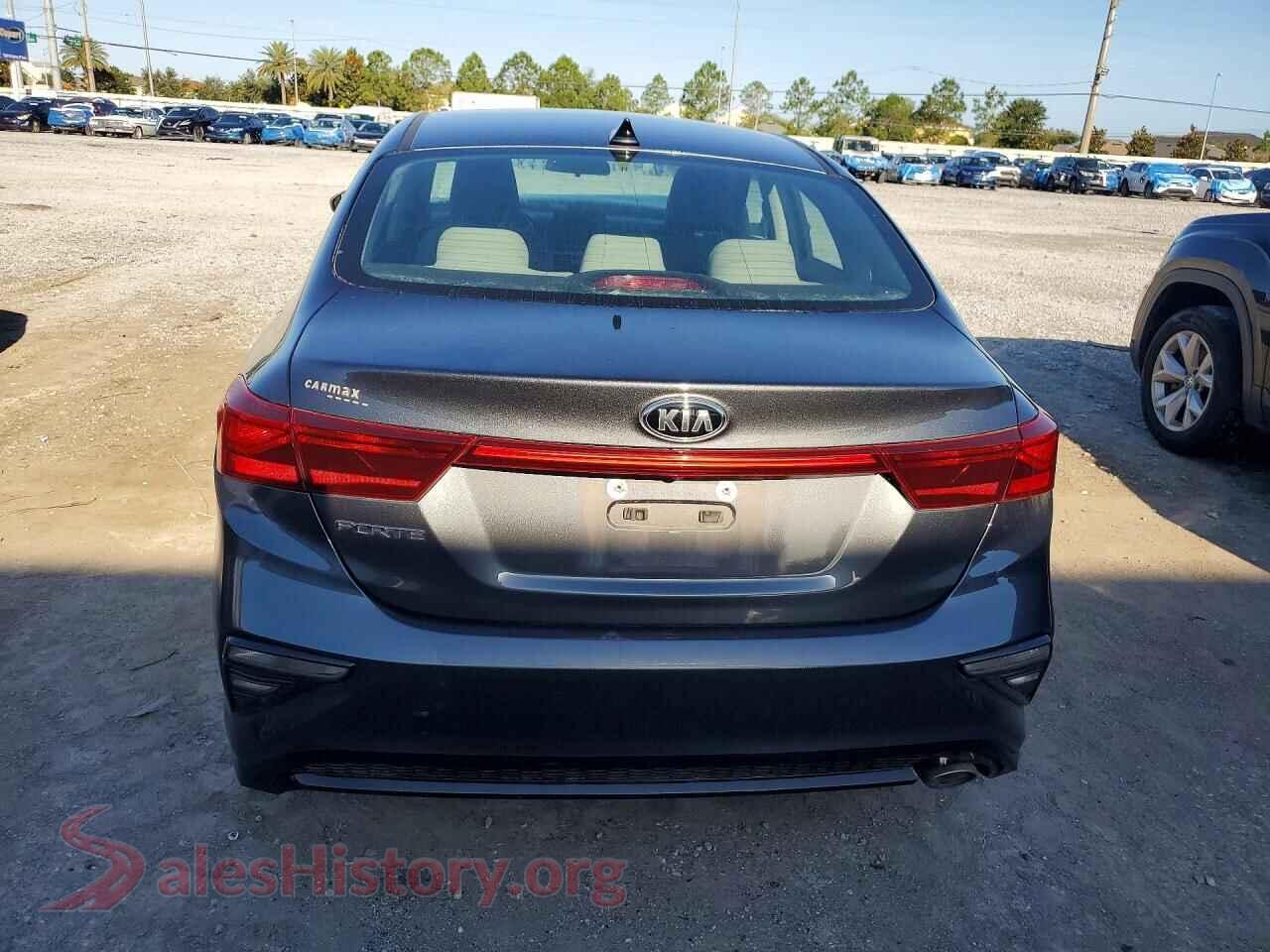 2021 KIA FORTE VIN 3KPF24AD3ME379652, left side view